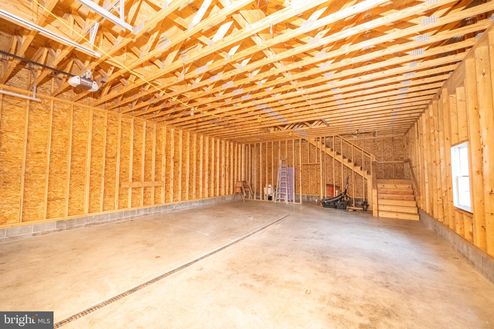 MOUNTAIN LAKE PARK - Residential