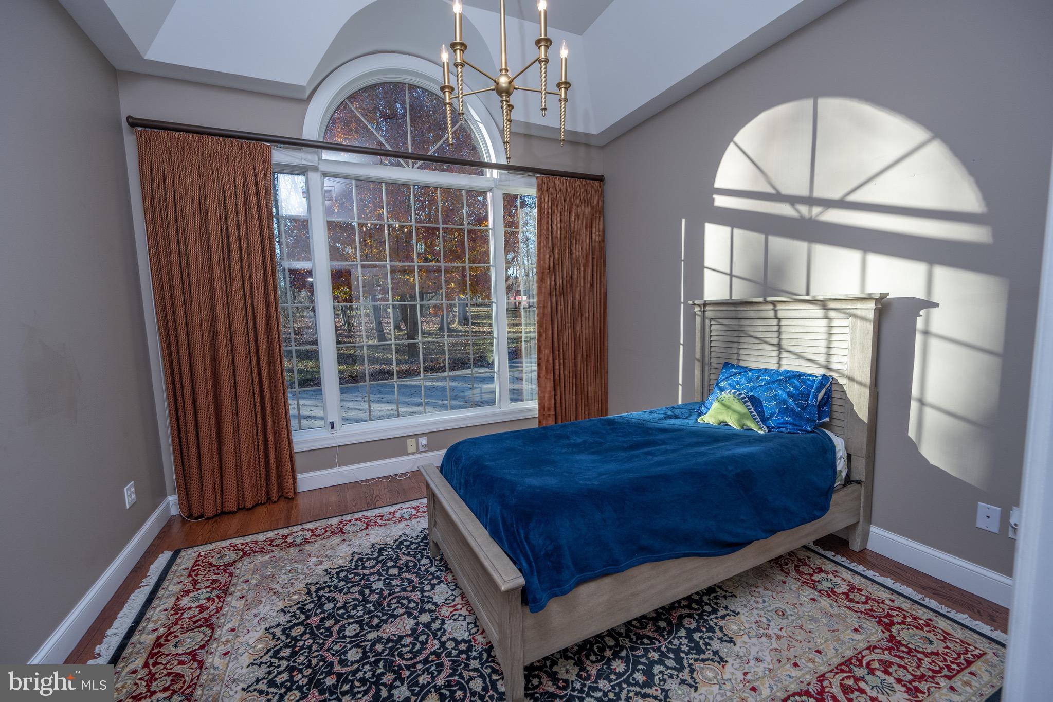 MOUNTAIN LAKE PARK - Residential