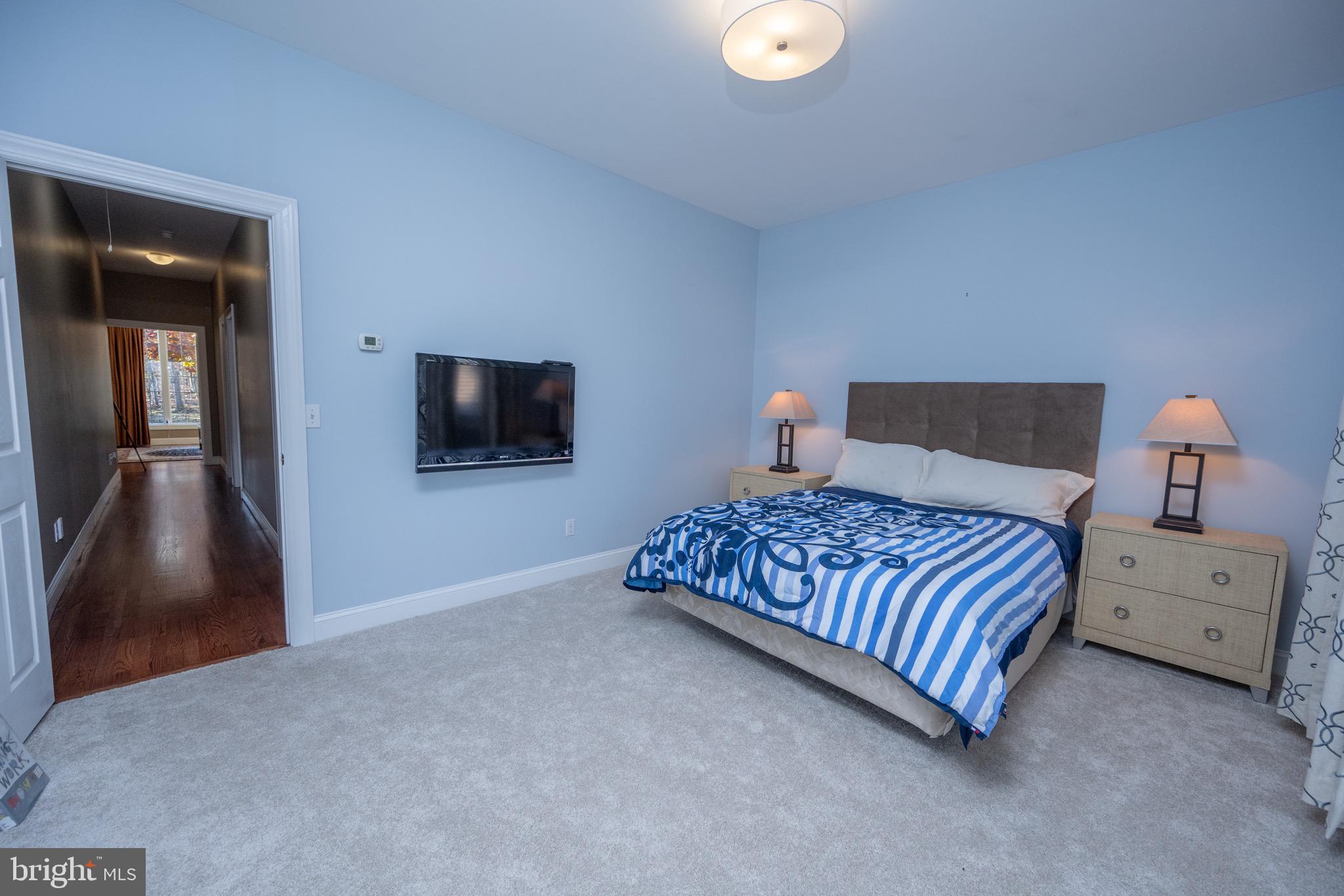 MOUNTAIN LAKE PARK - Residential