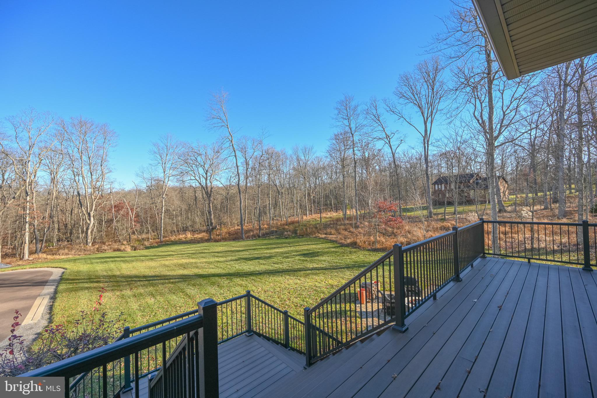 MOUNTAIN LAKE PARK - Residential