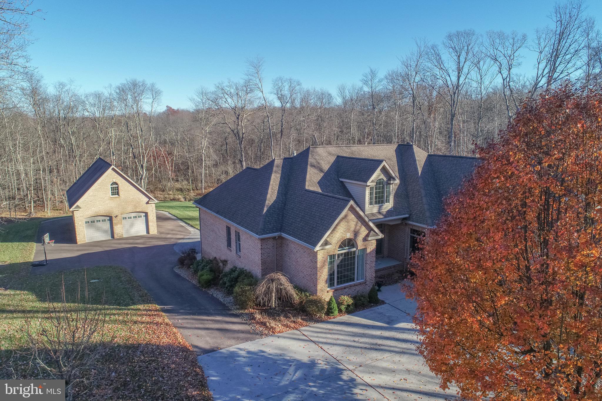 MOUNTAIN LAKE PARK - Residential