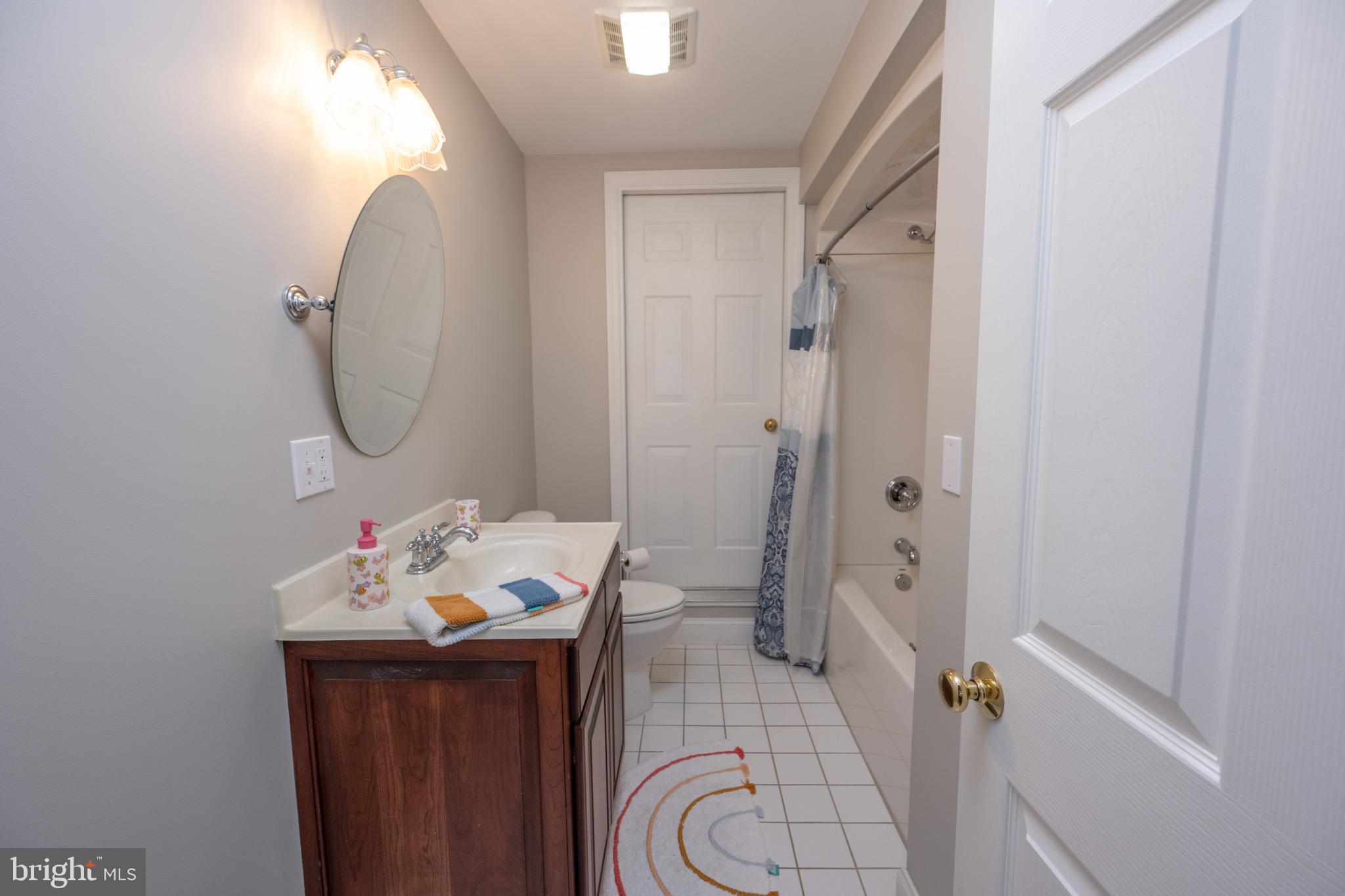 MOUNTAIN LAKE PARK - Residential