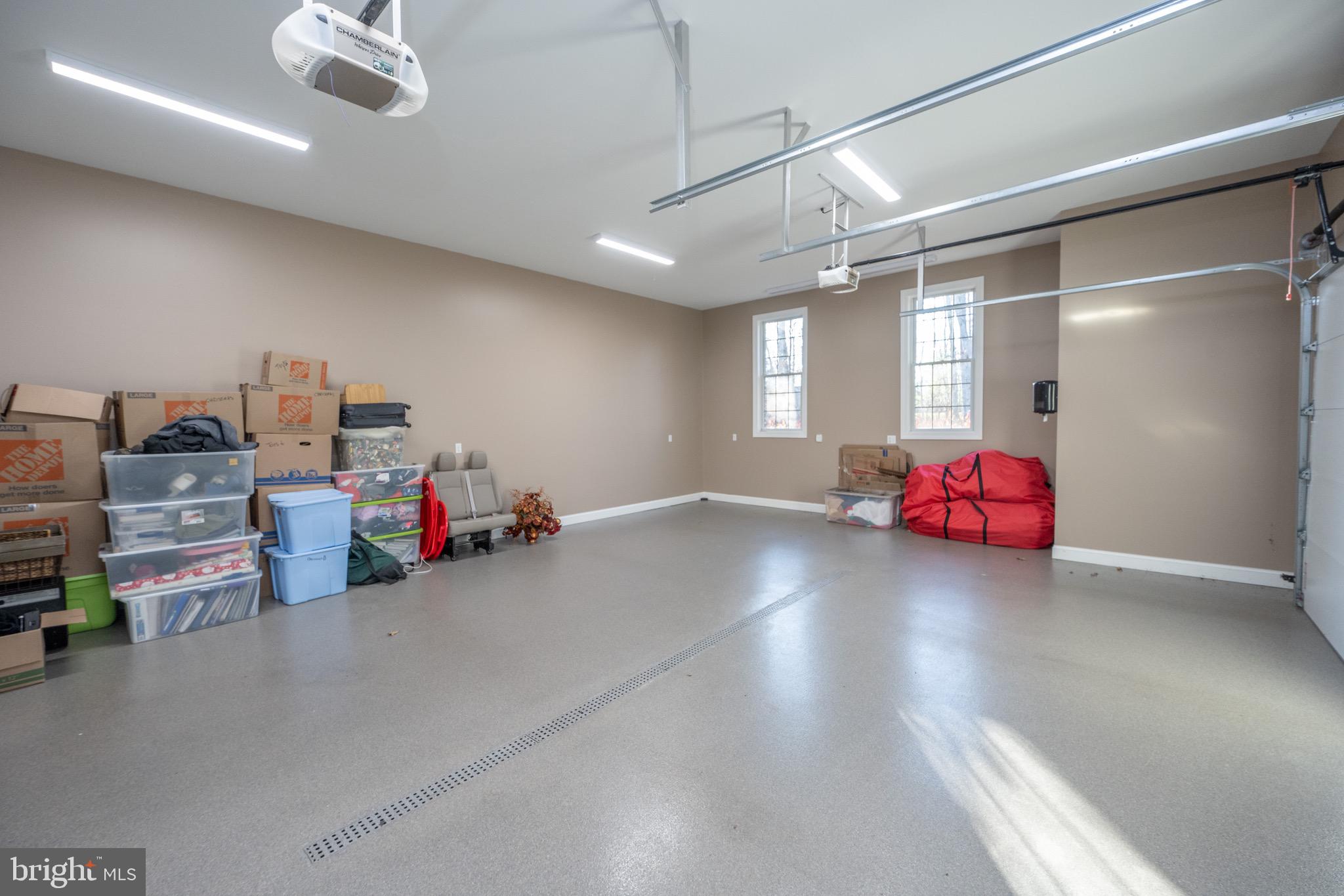 MOUNTAIN LAKE PARK - Residential