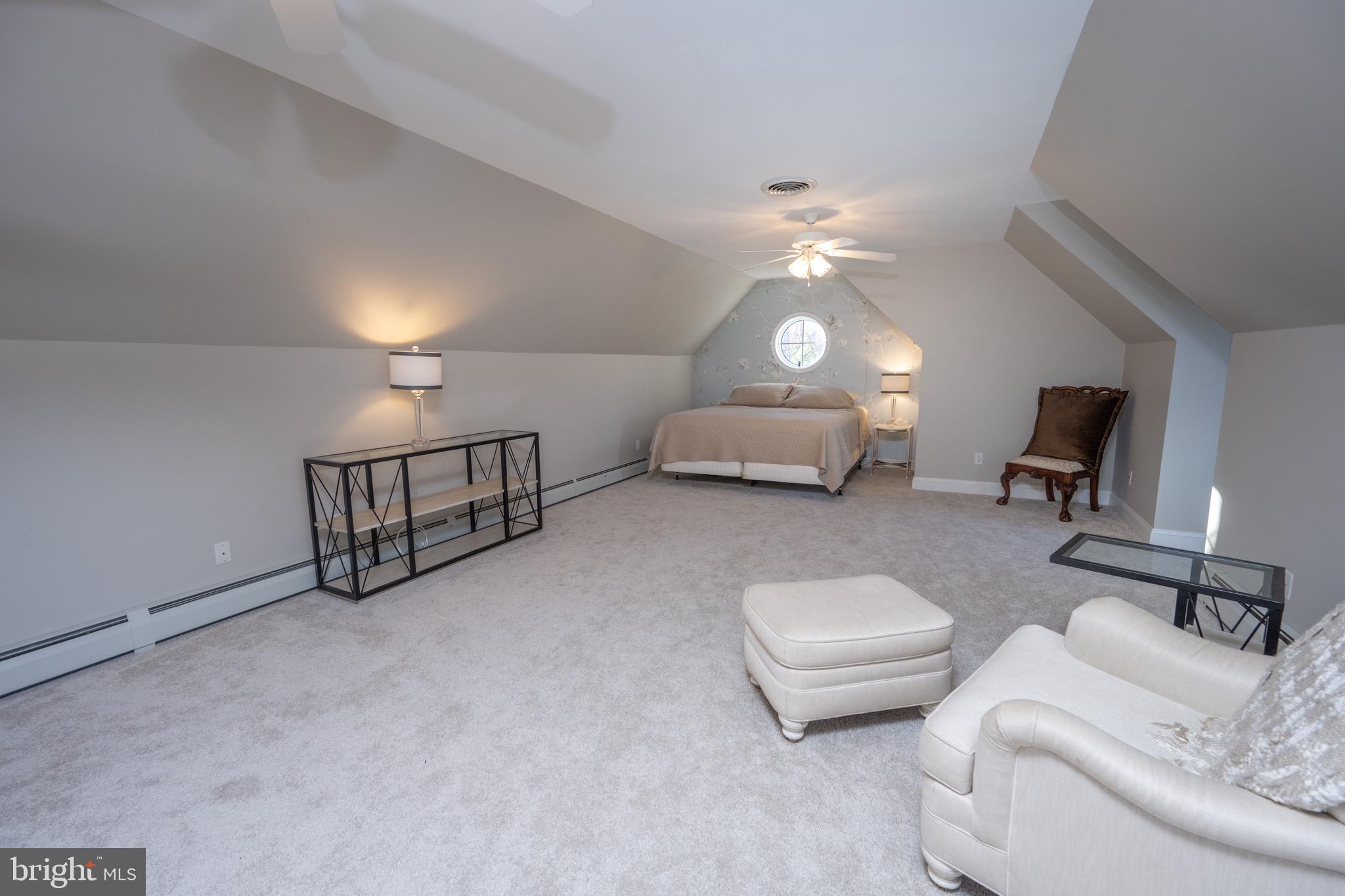 MOUNTAIN LAKE PARK - Residential