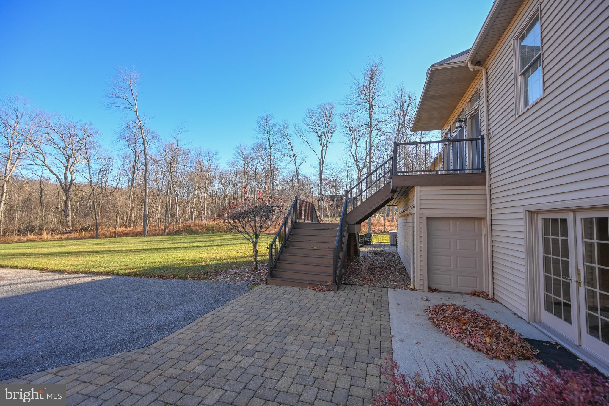 MOUNTAIN LAKE PARK - Residential