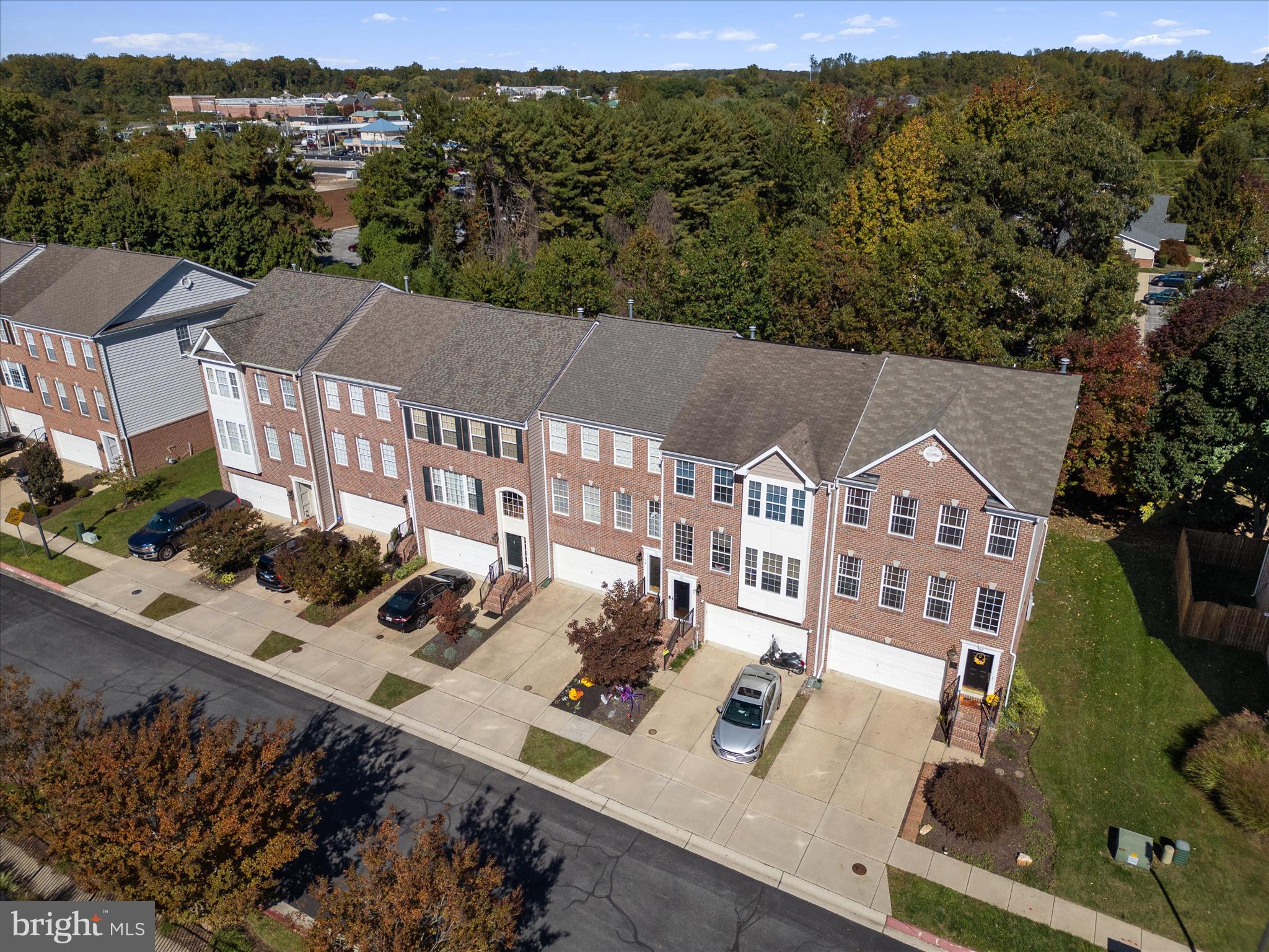 THE LANDINGS AT RIVER OAKS - Residential