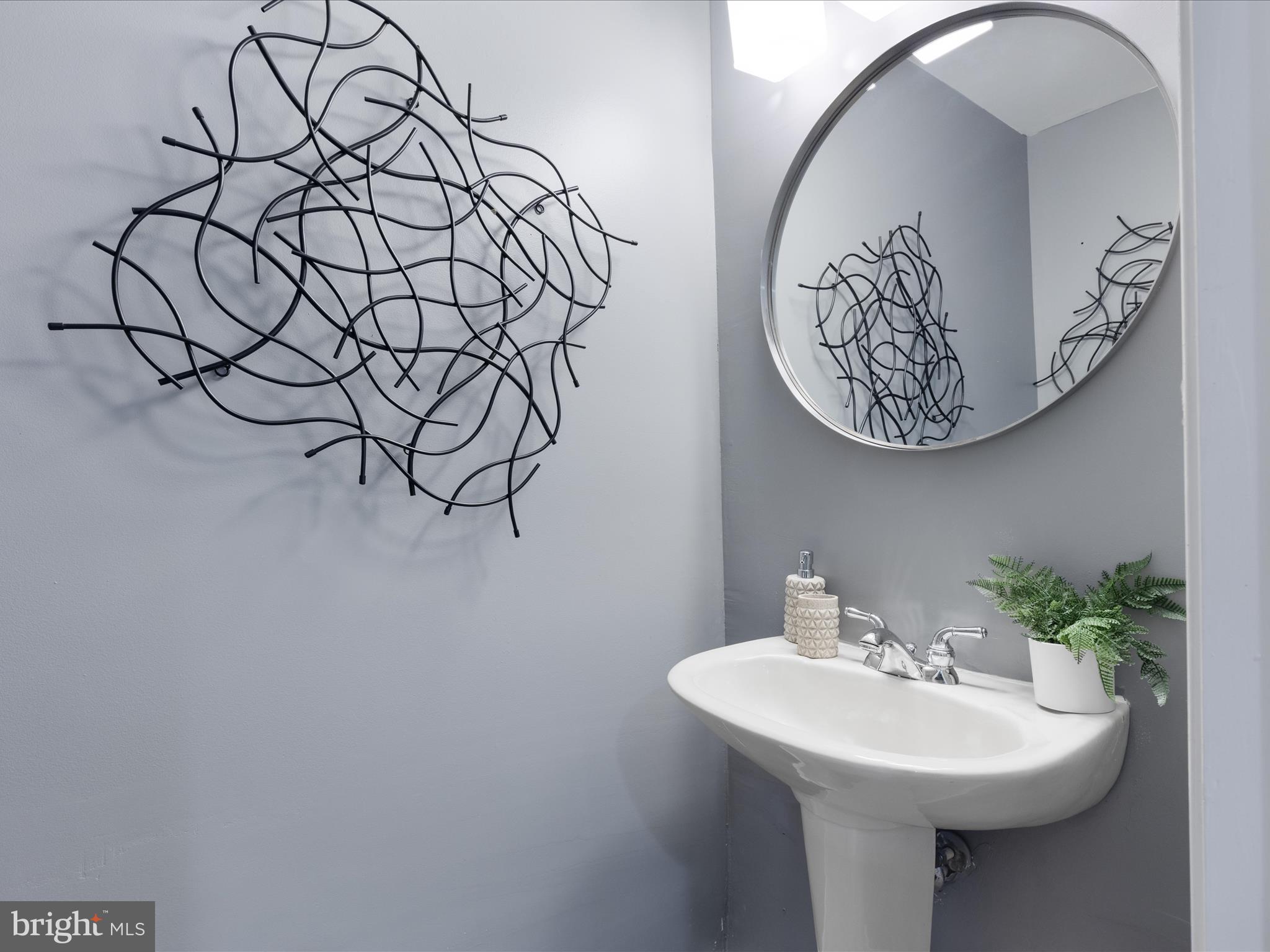 THE LANDINGS AT RIVER OAKS - Residential