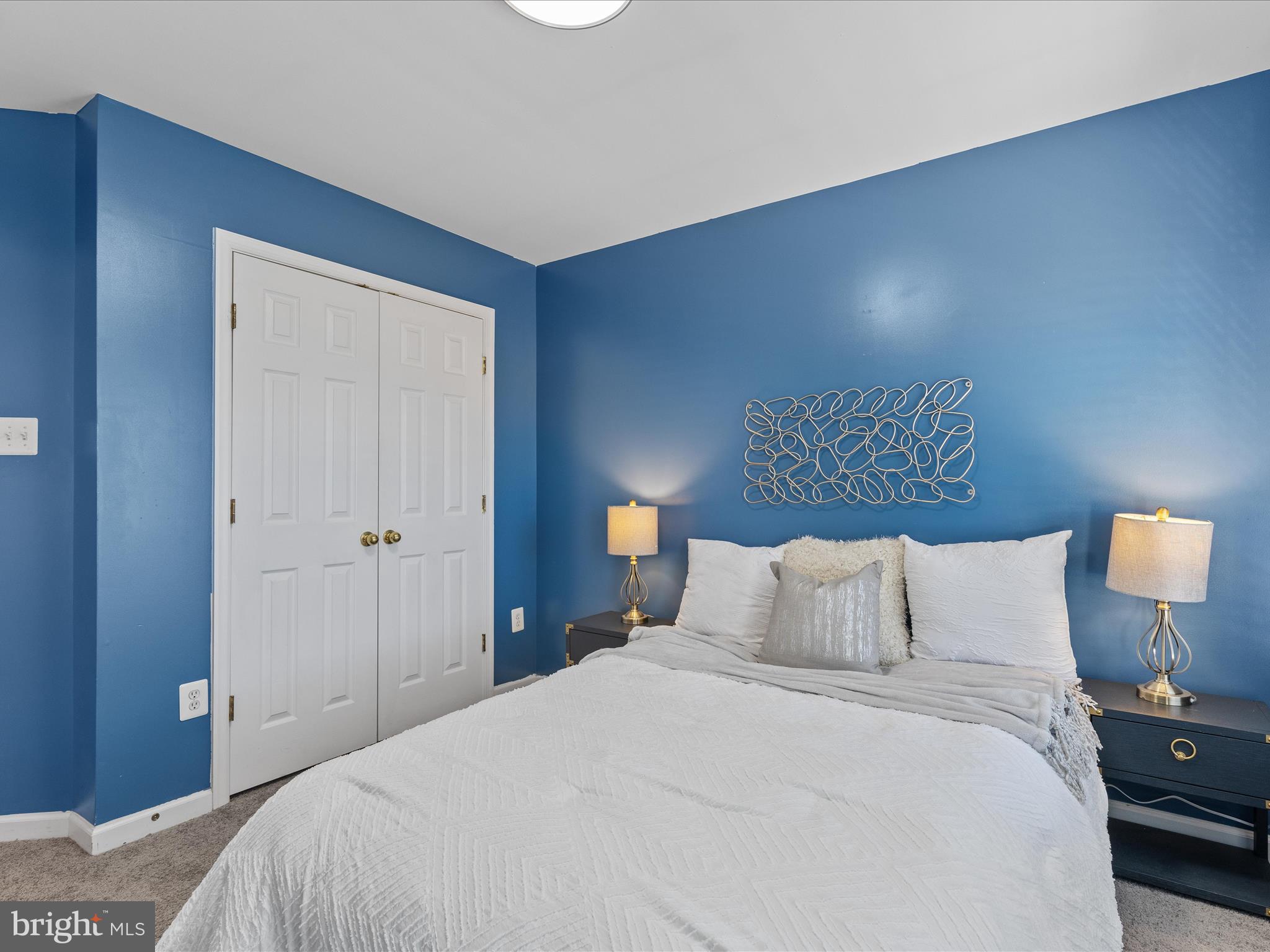 THE LANDINGS AT RIVER OAKS - Residential