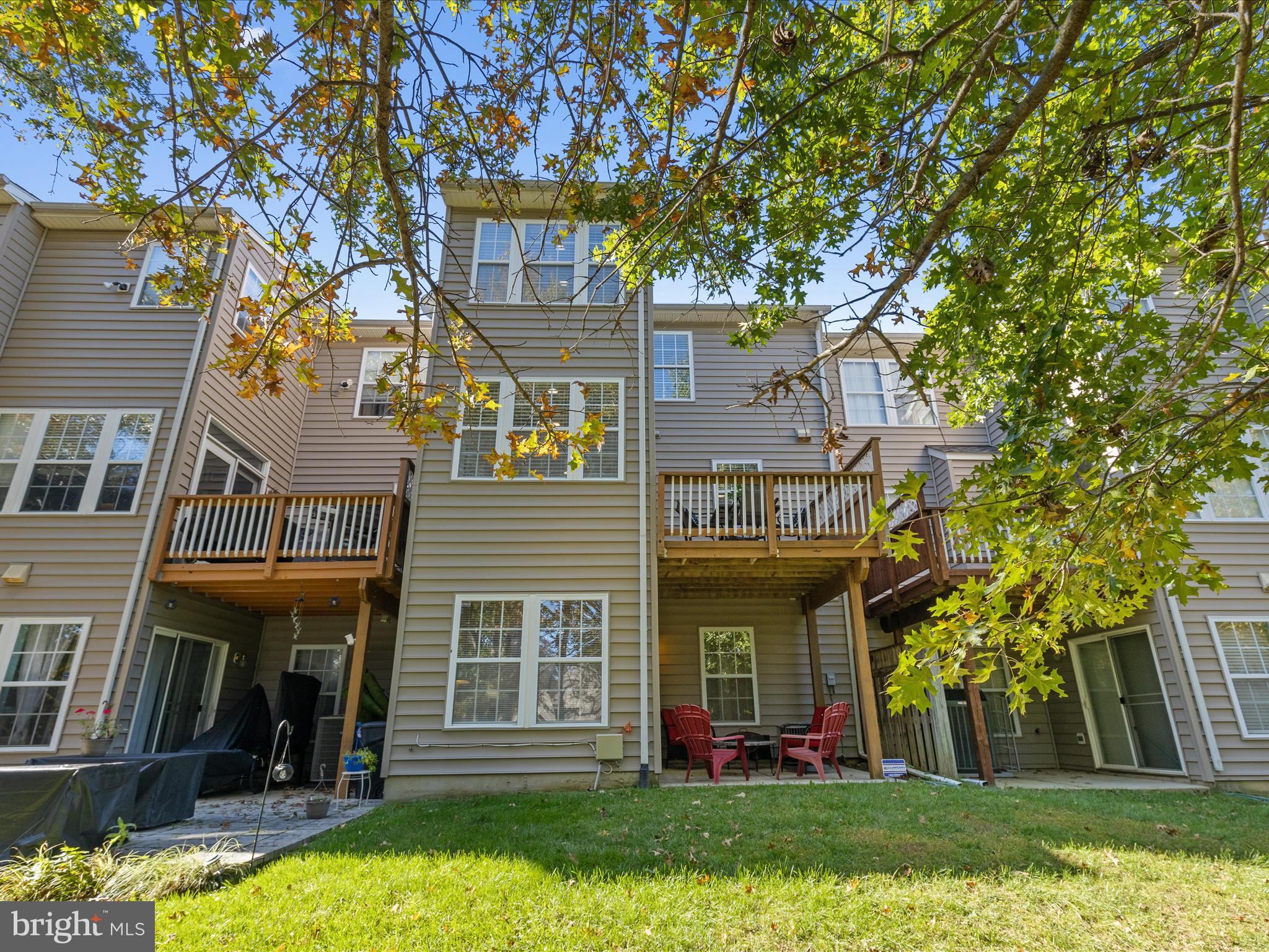 THE LANDINGS AT RIVER OAKS - Residential