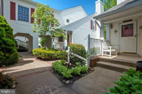 2907 S WOODSTOCK STREET A ARLINGTON VA 22206