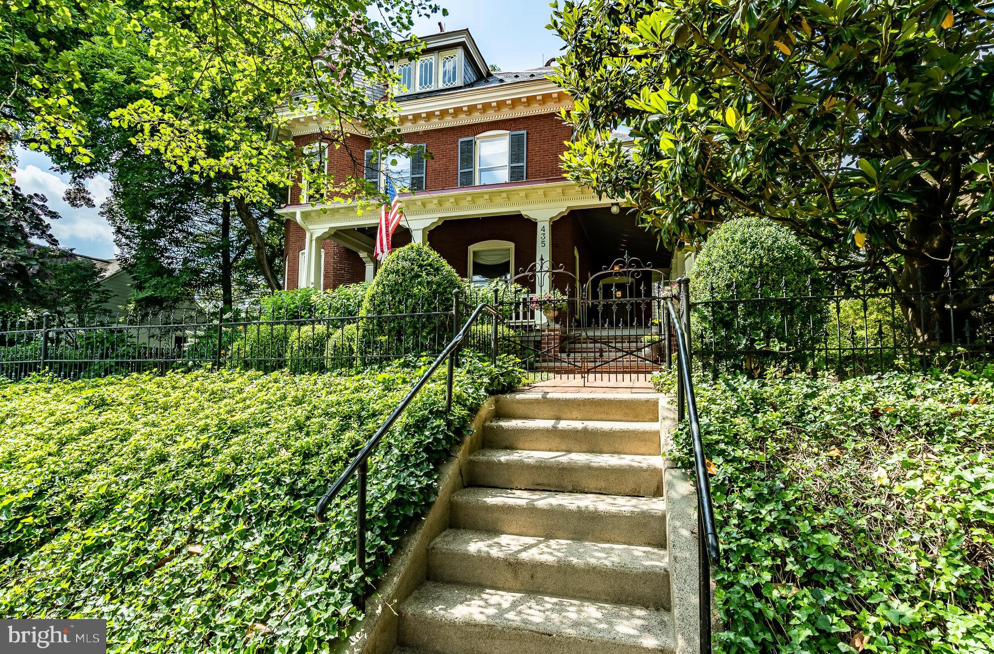 WEST CHESTER BORO - Residential