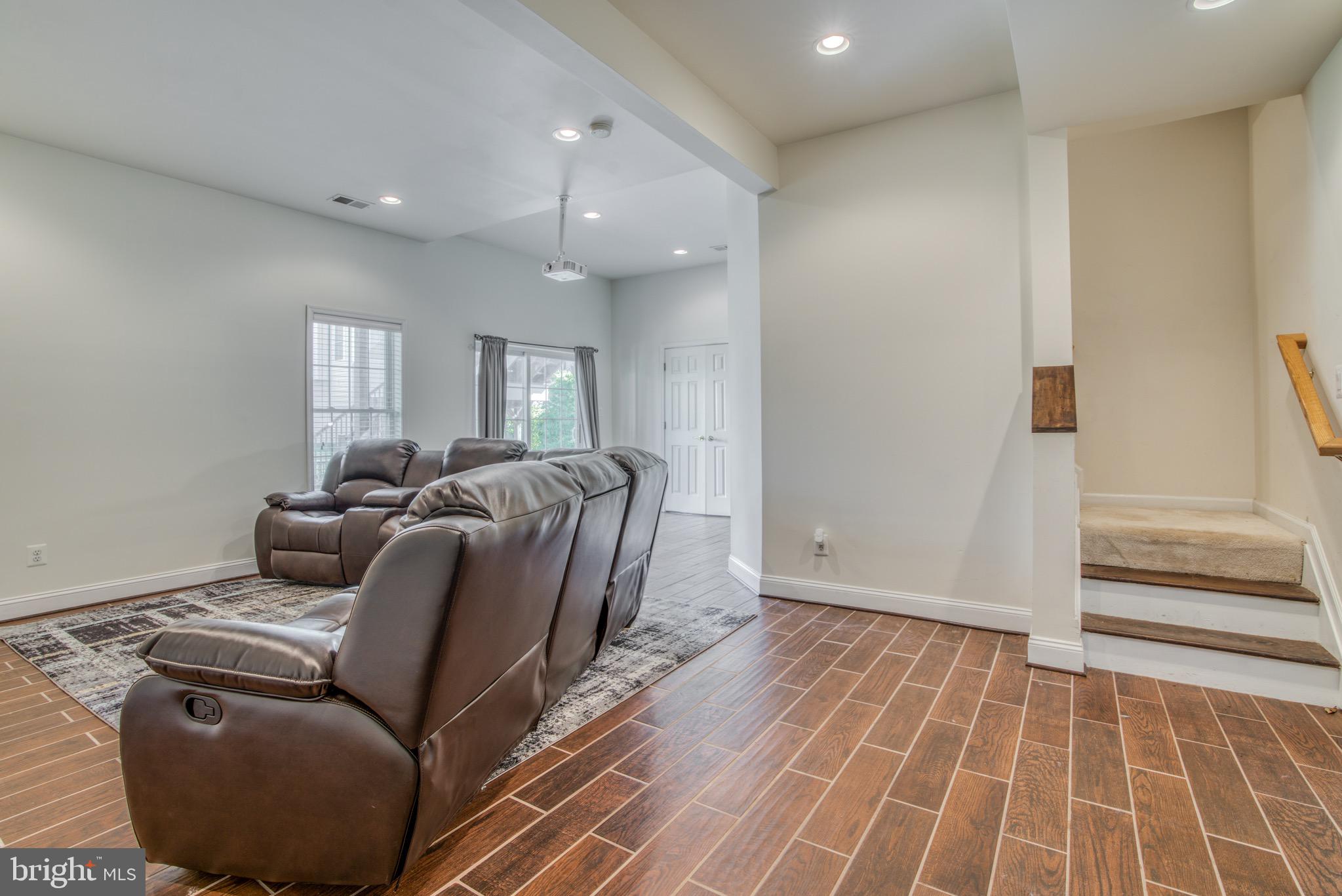 FALLSTON CROSSING - Residential