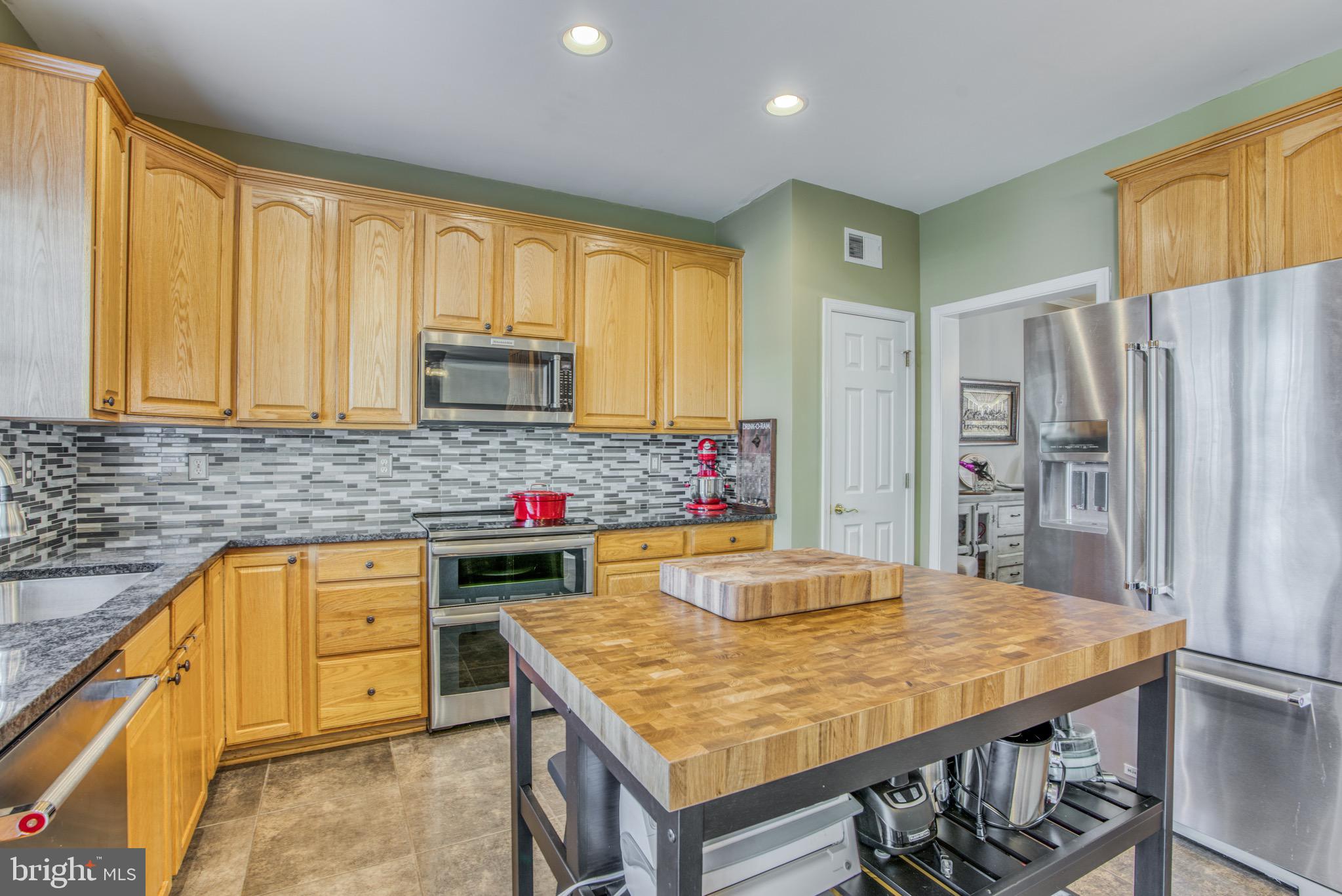 FALLSTON CROSSING - Residential