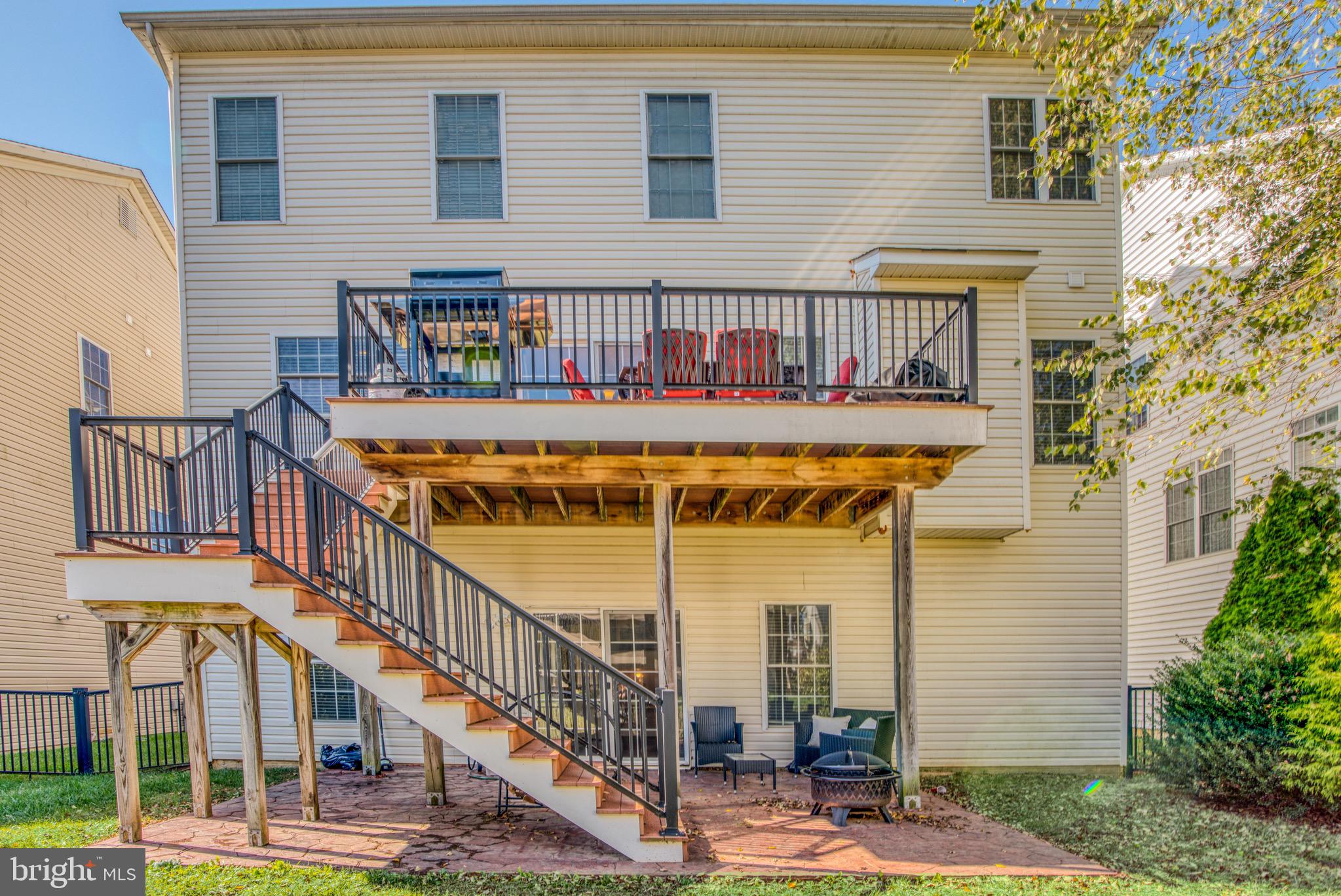 FALLSTON CROSSING - Residential