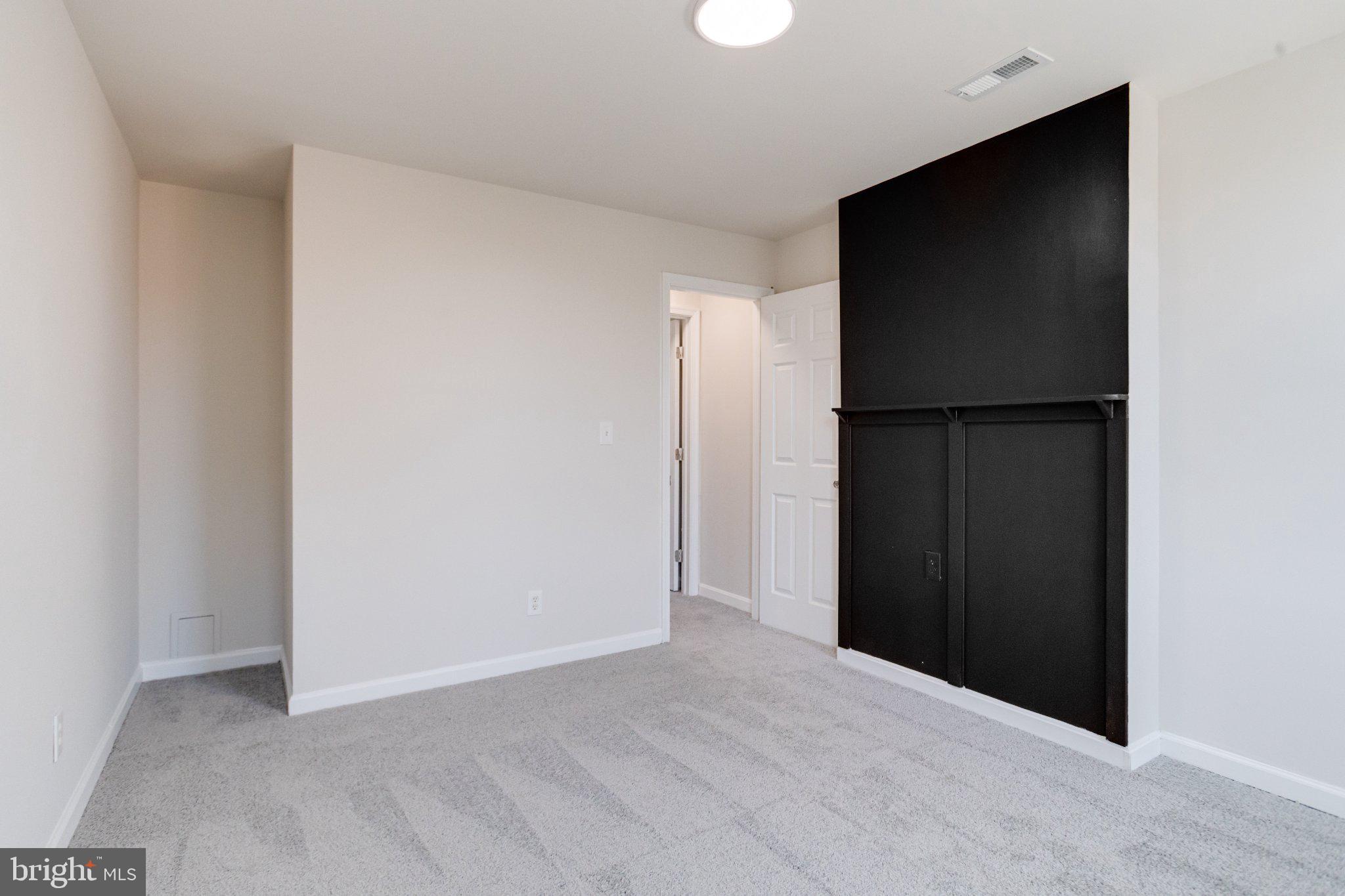 HAMPDEN HISTORIC DISTRICT - Residential