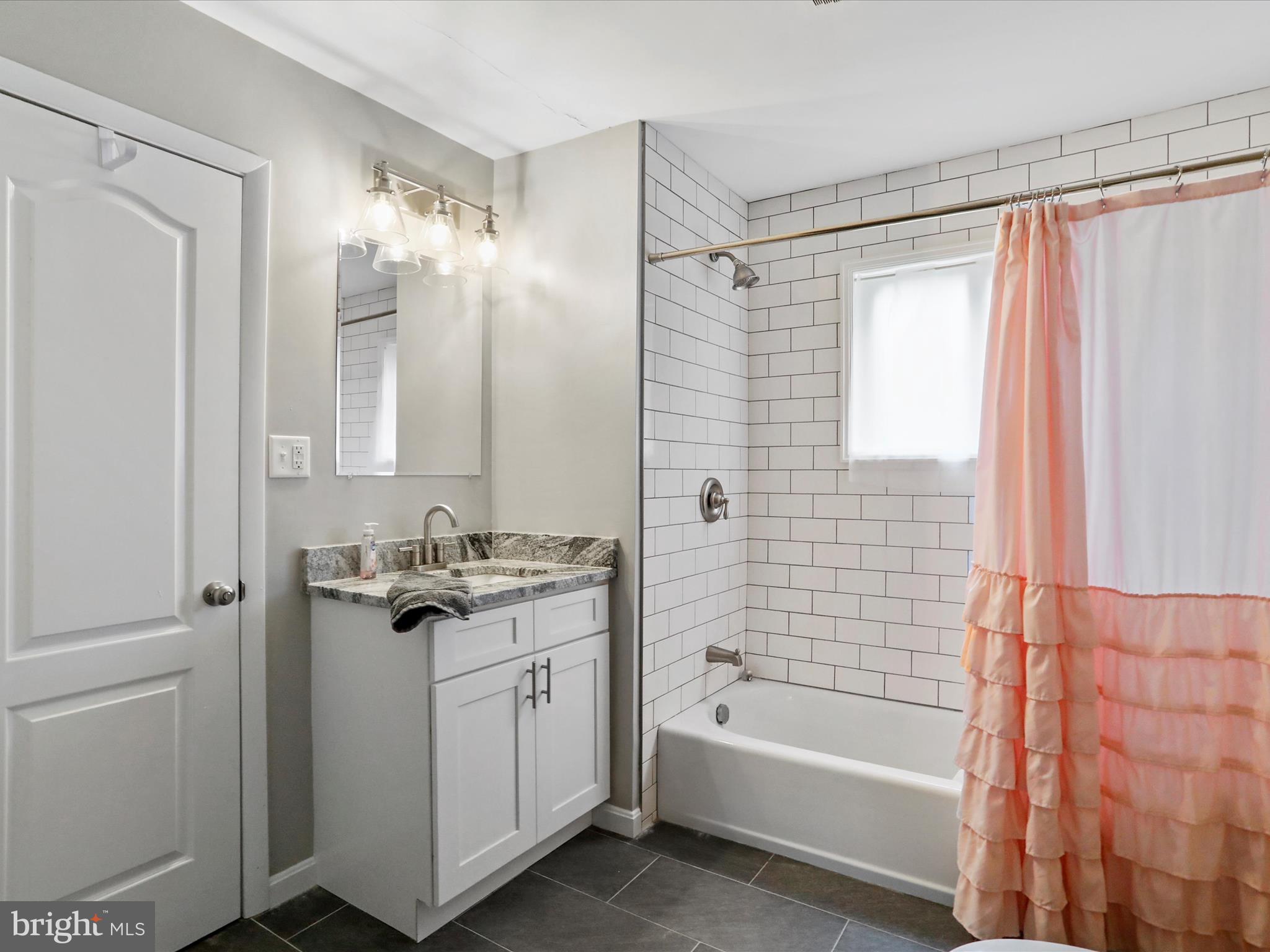 THE WOODS - Residential