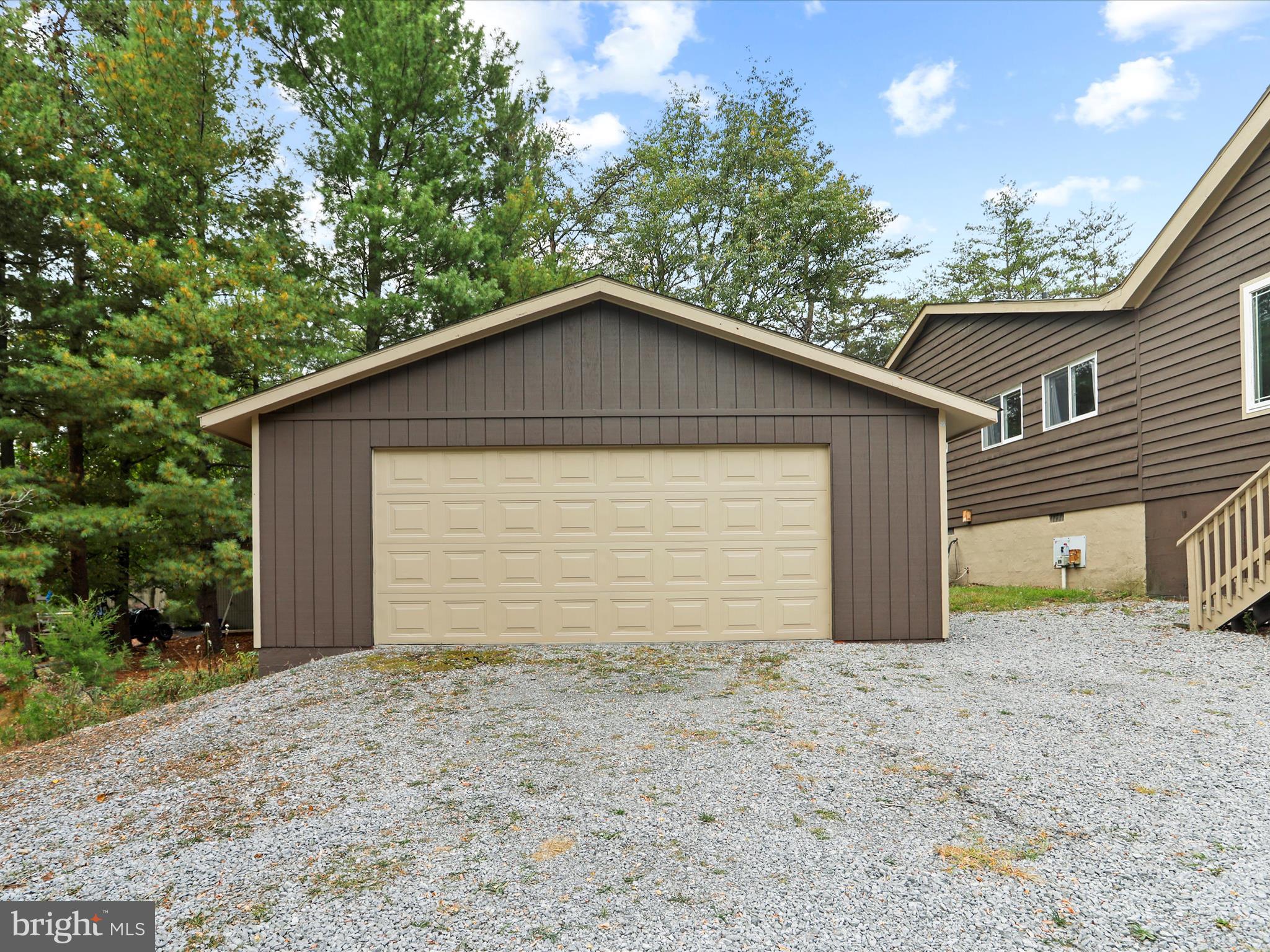 THE WOODS - Residential