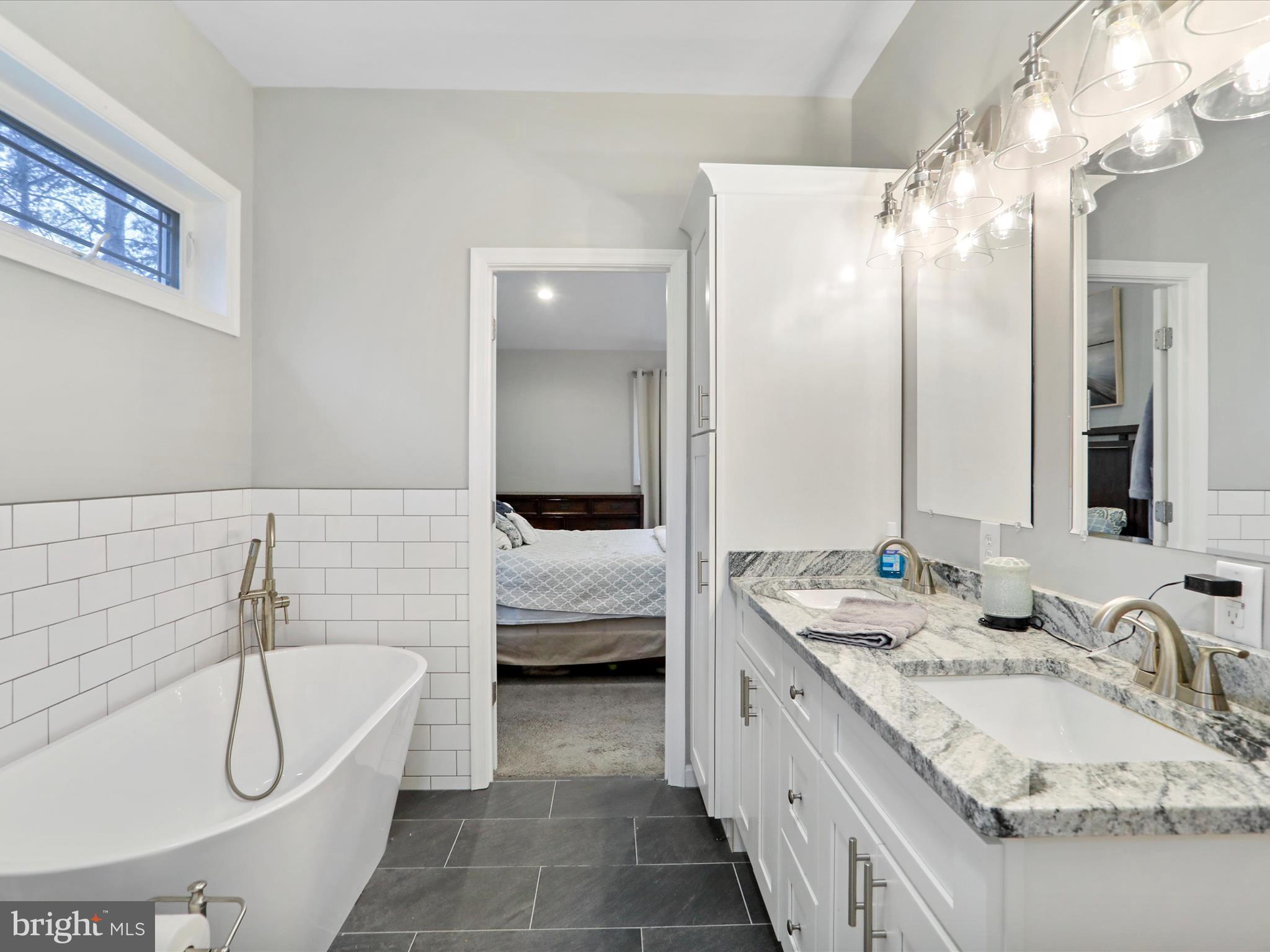 THE WOODS - Residential