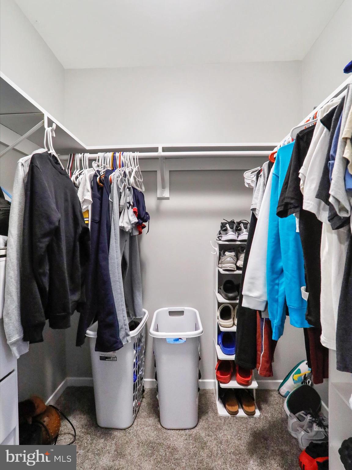 THE WOODS - Residential