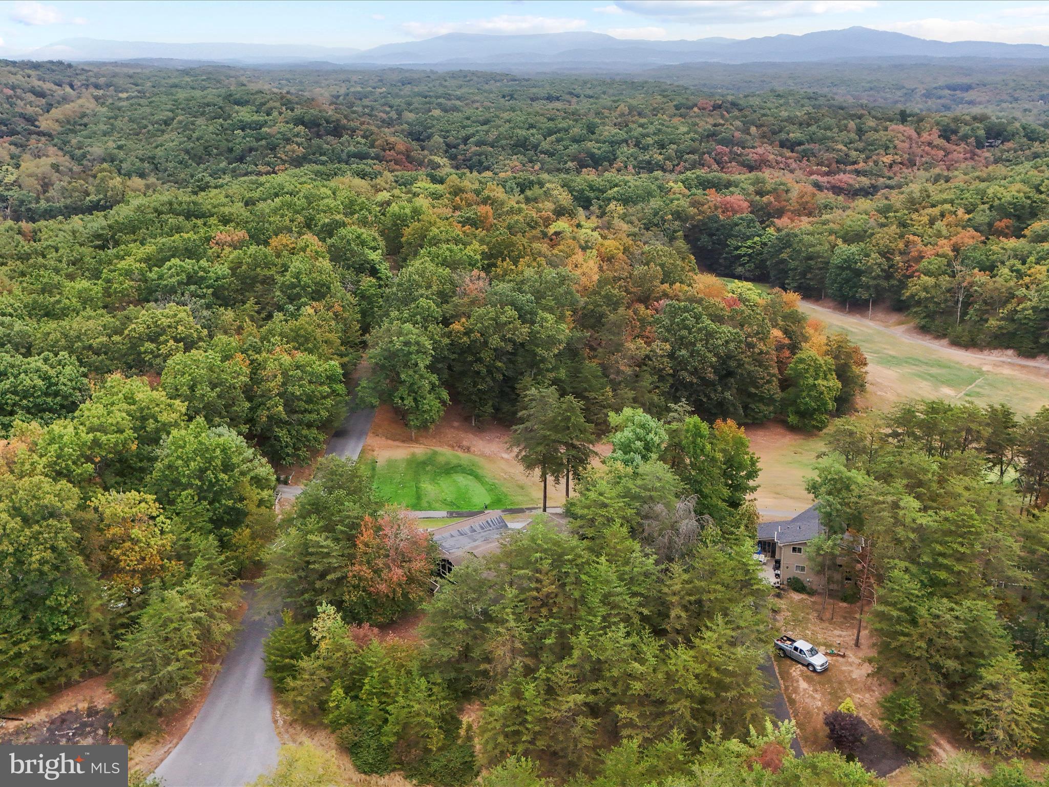 THE WOODS - Residential