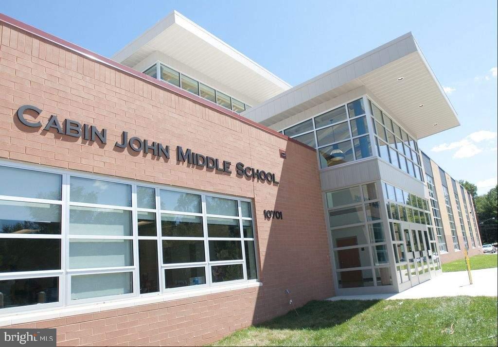 INVERNESS NORTH - Residential Lease