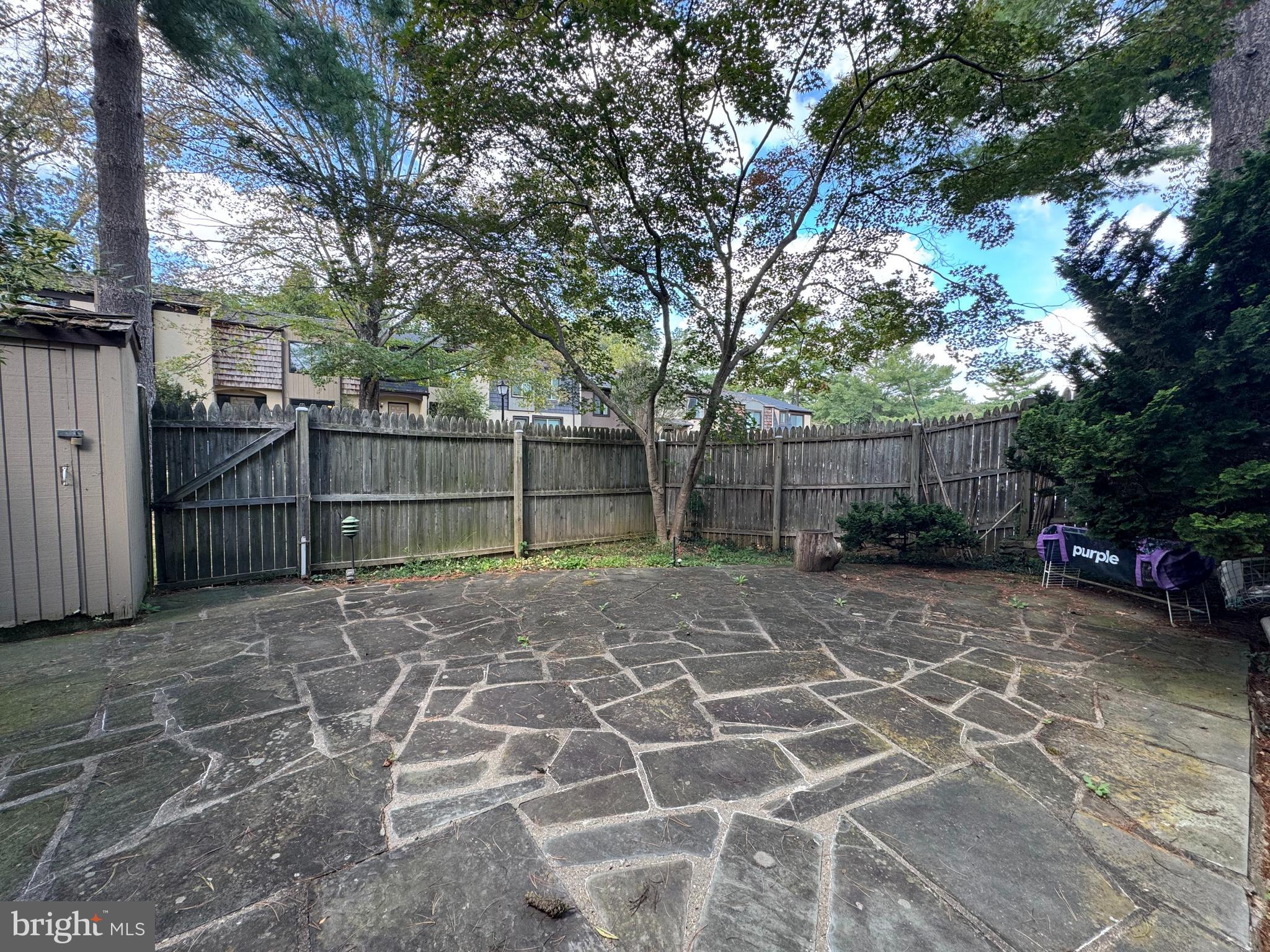 INVERNESS NORTH - Residential Lease