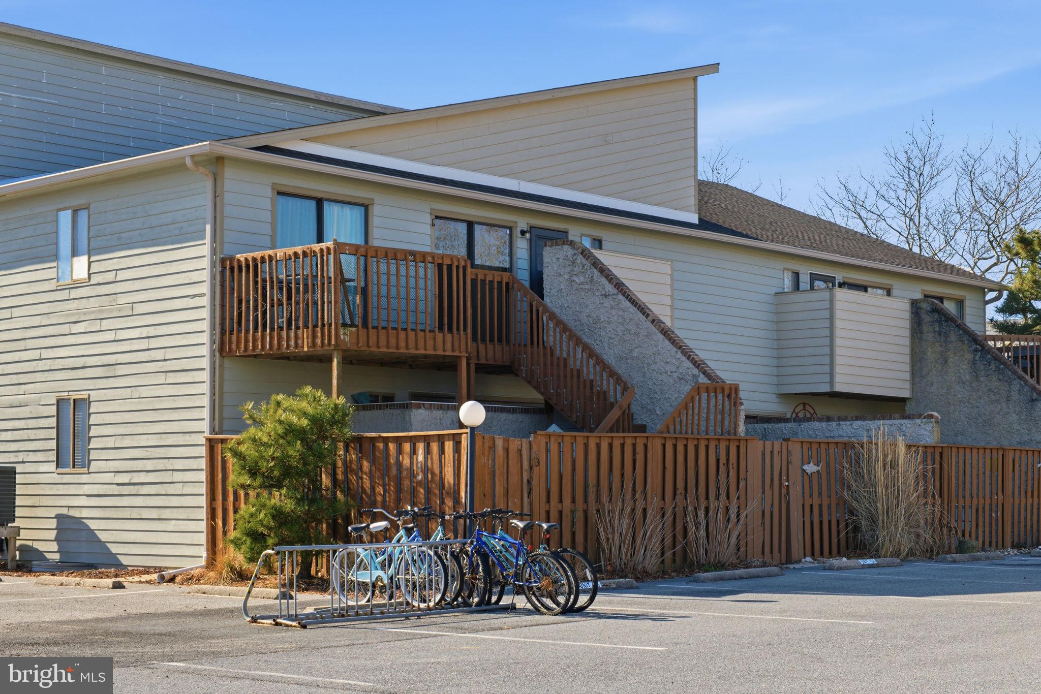 CLUB OCEAN VILLAS I - Residential