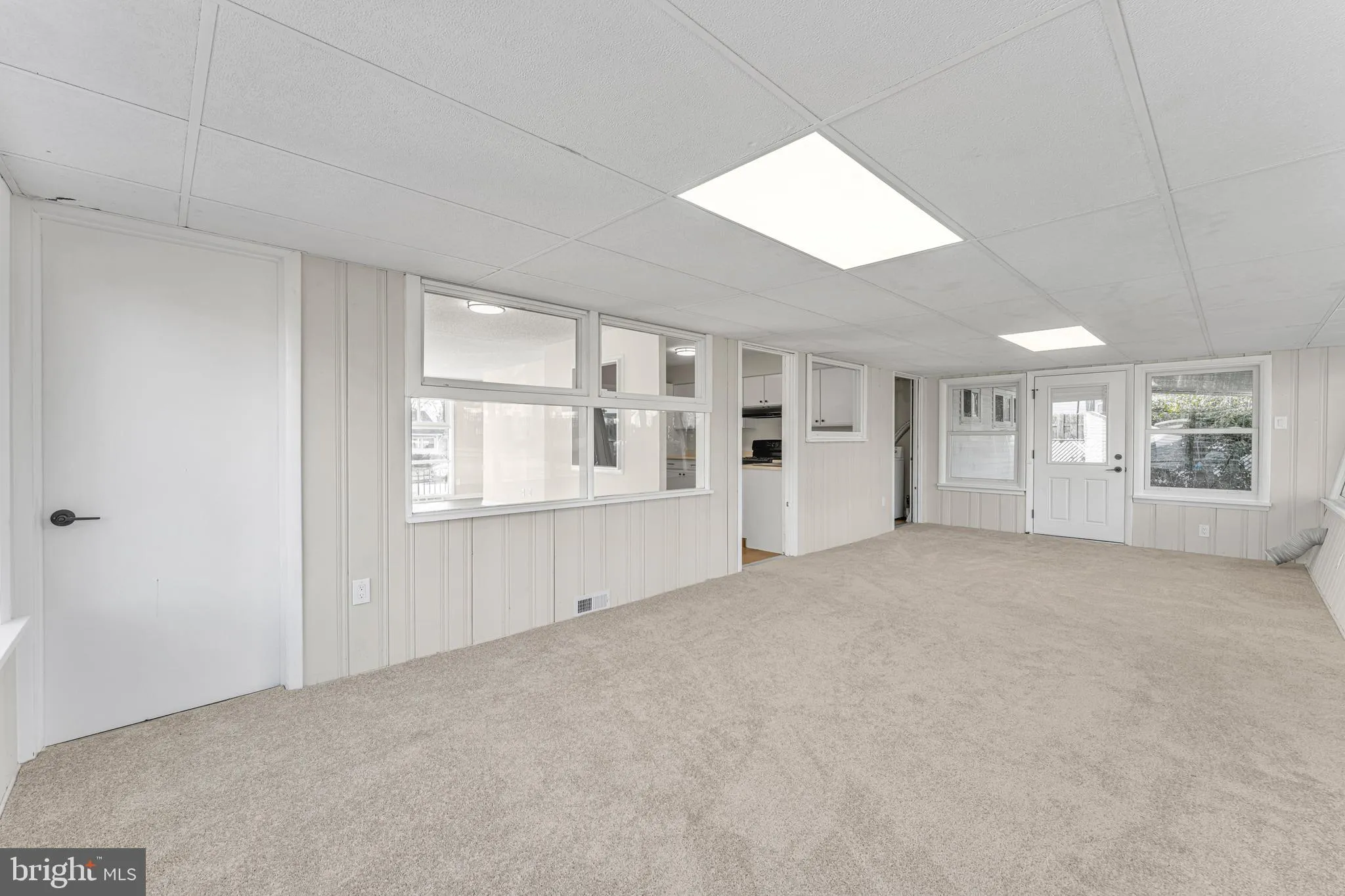 Cherry Hill, New Jersey 08034, United States, 3 Bedrooms Bedrooms, ,1 BathroomBathrooms,Residential,Active,251710