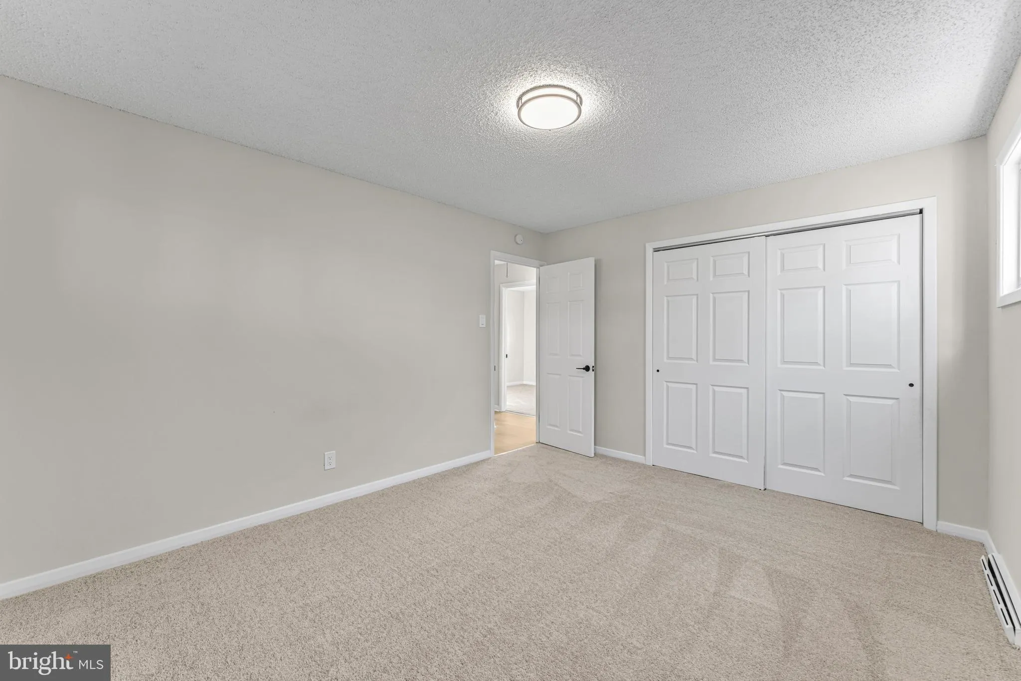 Cherry Hill, New Jersey 08034, United States, 3 Bedrooms Bedrooms, ,1 BathroomBathrooms,Residential,Active,251710