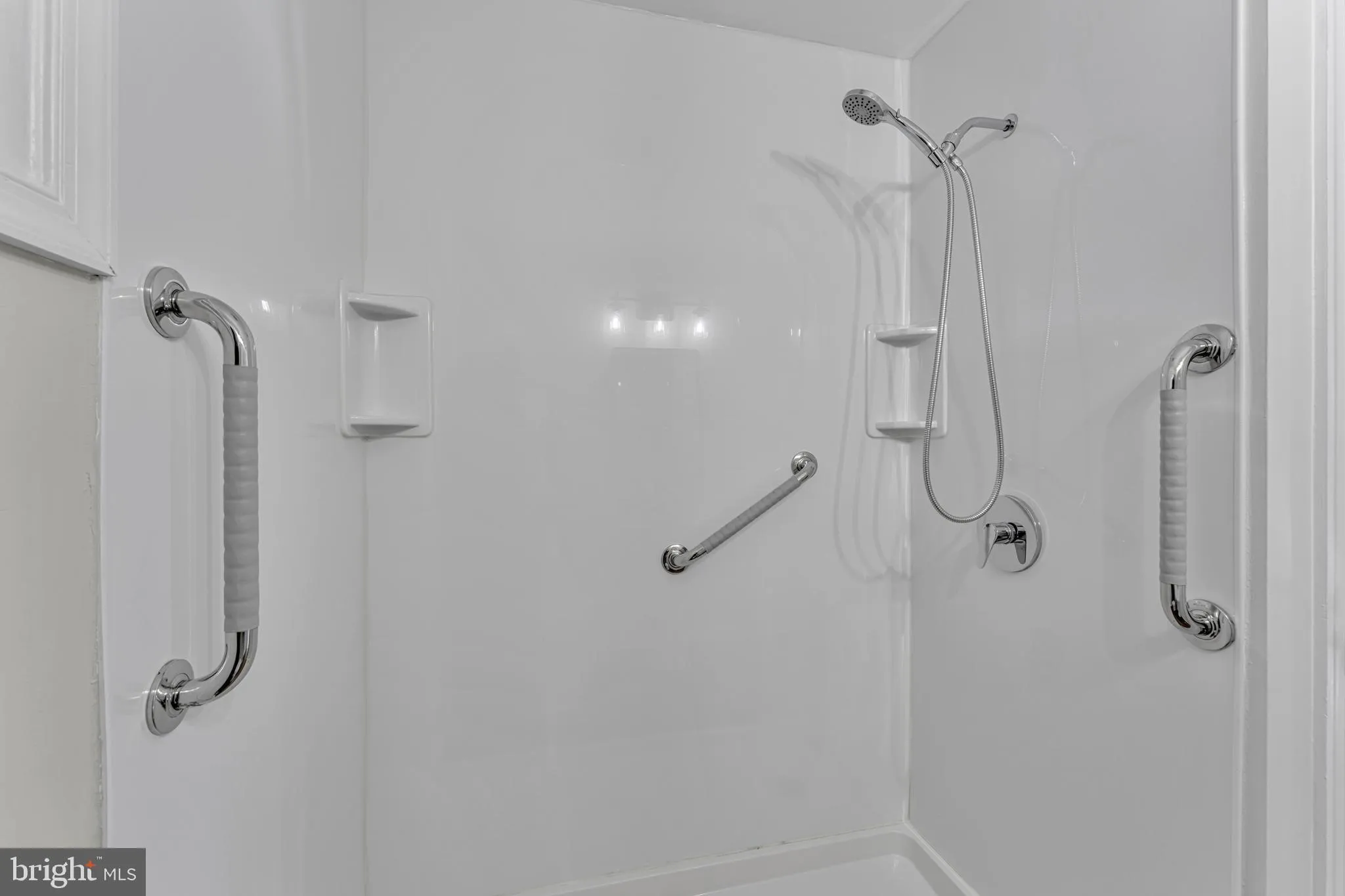 Cherry Hill, New Jersey 08034, United States, 3 Bedrooms Bedrooms, ,1 BathroomBathrooms,Residential,Active,251710