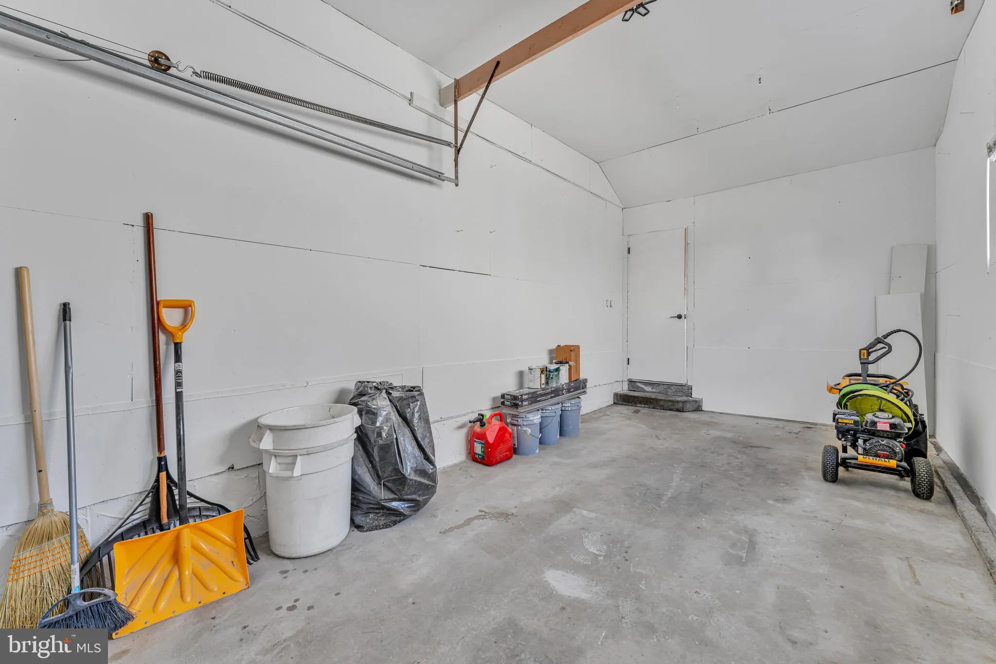 Cherry Hill, New Jersey 08034, United States, 3 Bedrooms Bedrooms, ,1 BathroomBathrooms,Residential,Active,251710