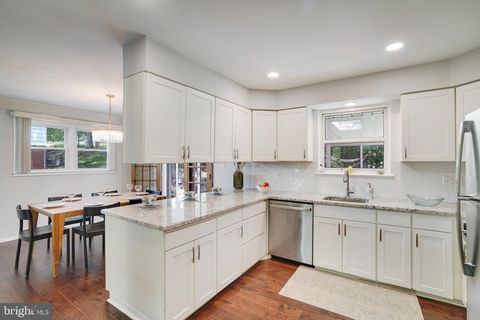 4705 EXETER STREET ANNANDALE VA 22003