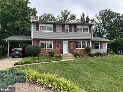 8200 SMITHFIELD AVENUE SPRINGFIELD VA 22152