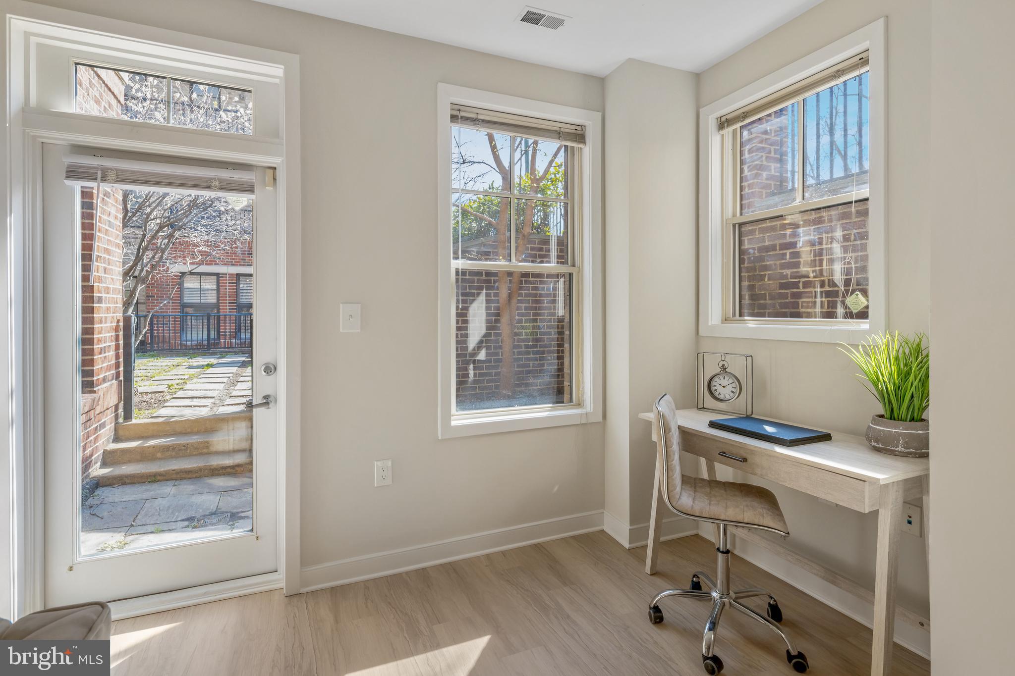 THE PRESTON - Residential