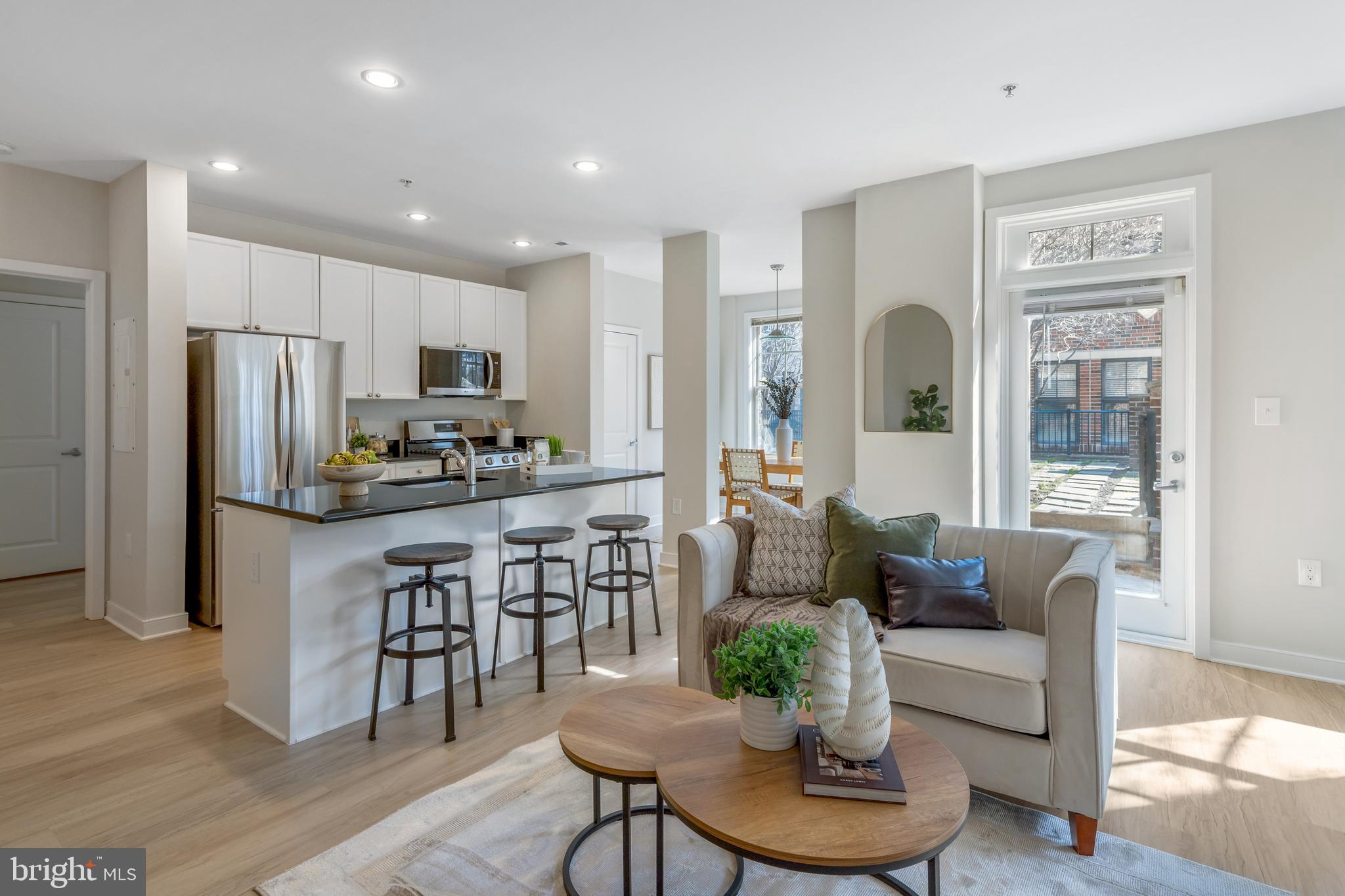 181 E REED AVENUE 103