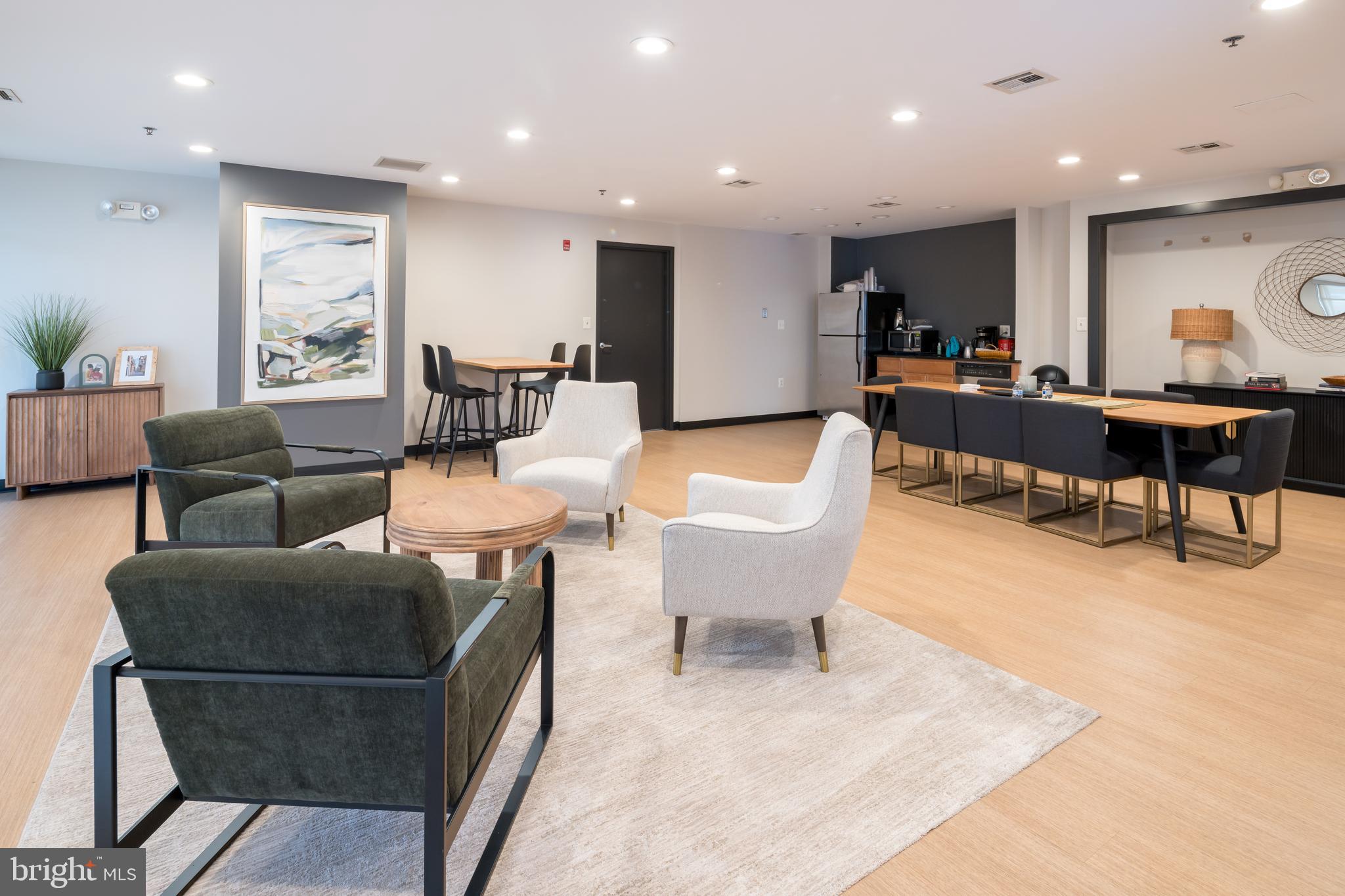 THE PRESTON - Residential