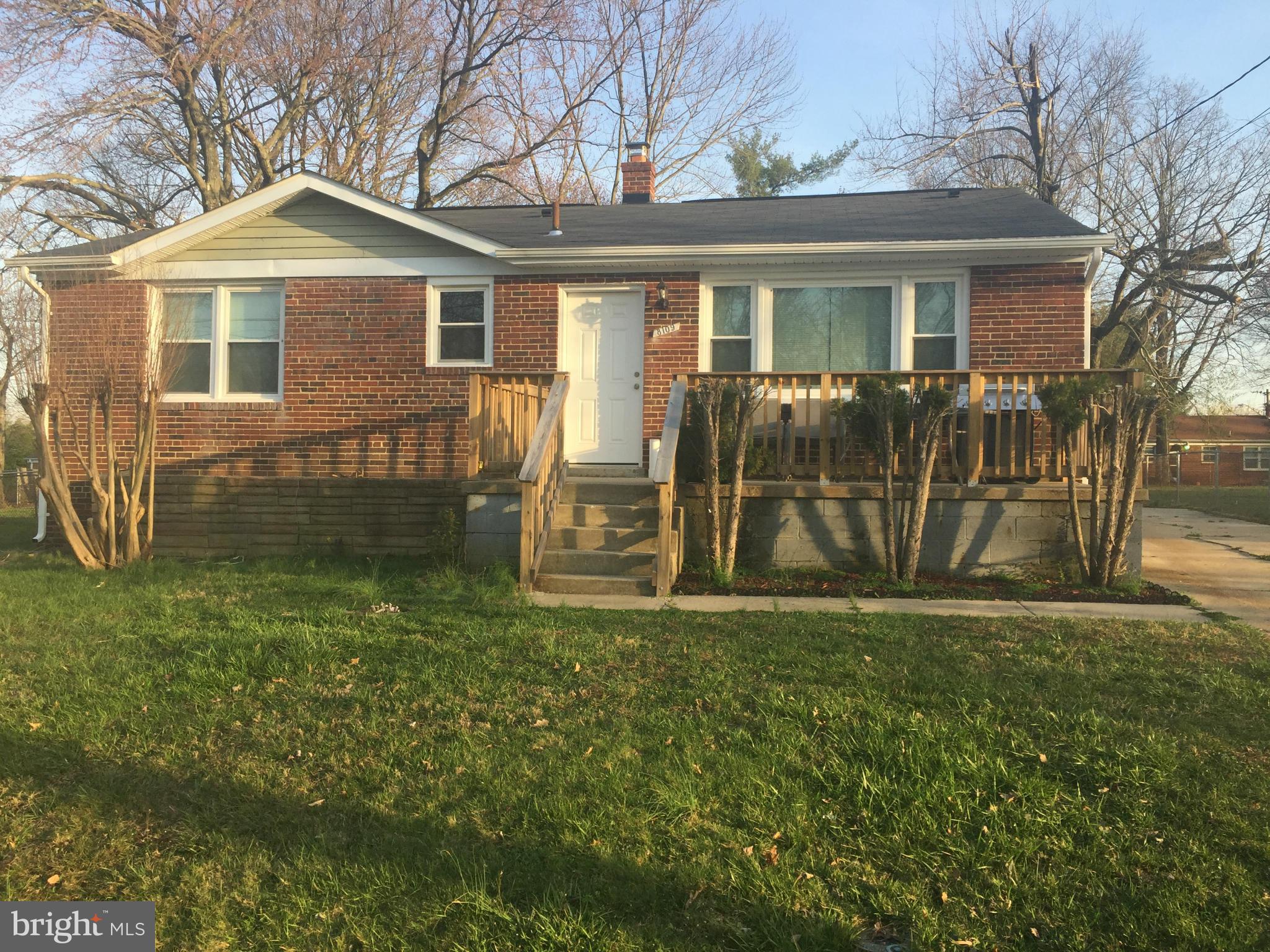 FOREST VIEW - Residential Lease