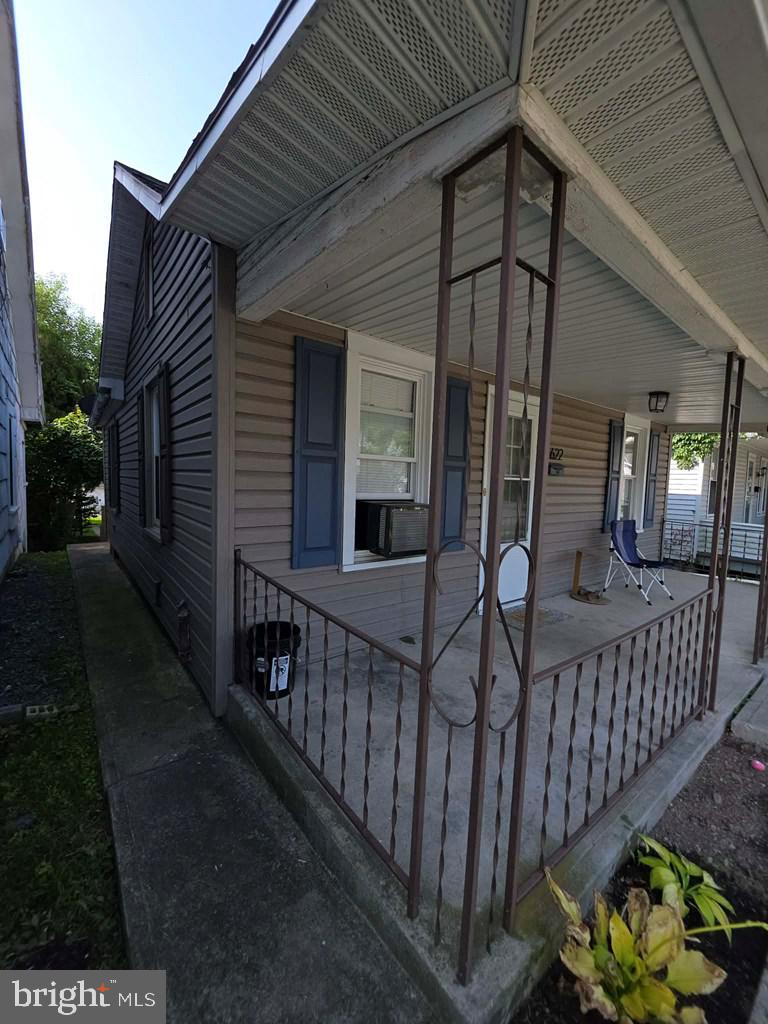 622 W 5TH STREET