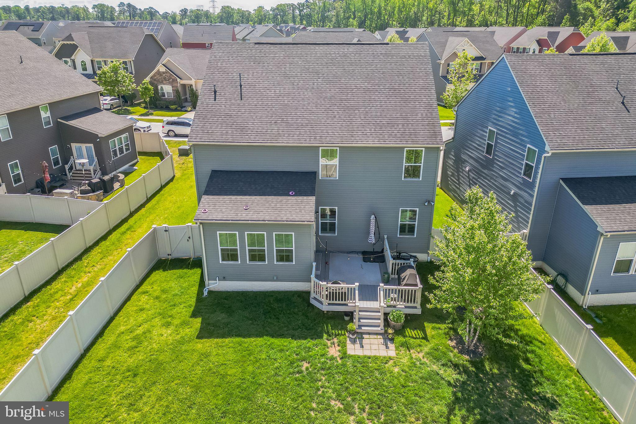 CREEKSIDE VILLAGE AT TANYARD SPRINGS - Residential Lease