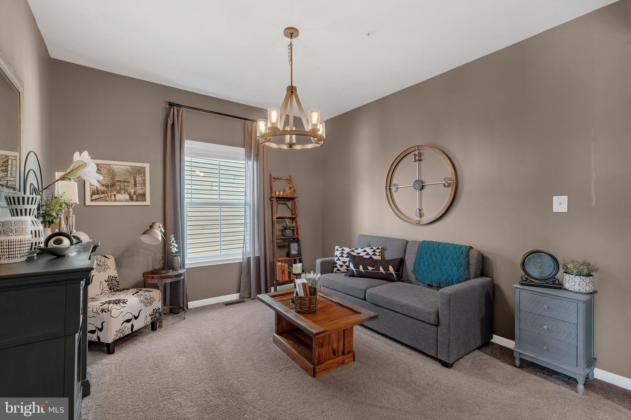 CREEKSIDE VILLAGE AT TANYARD SPRINGS - Residential Lease