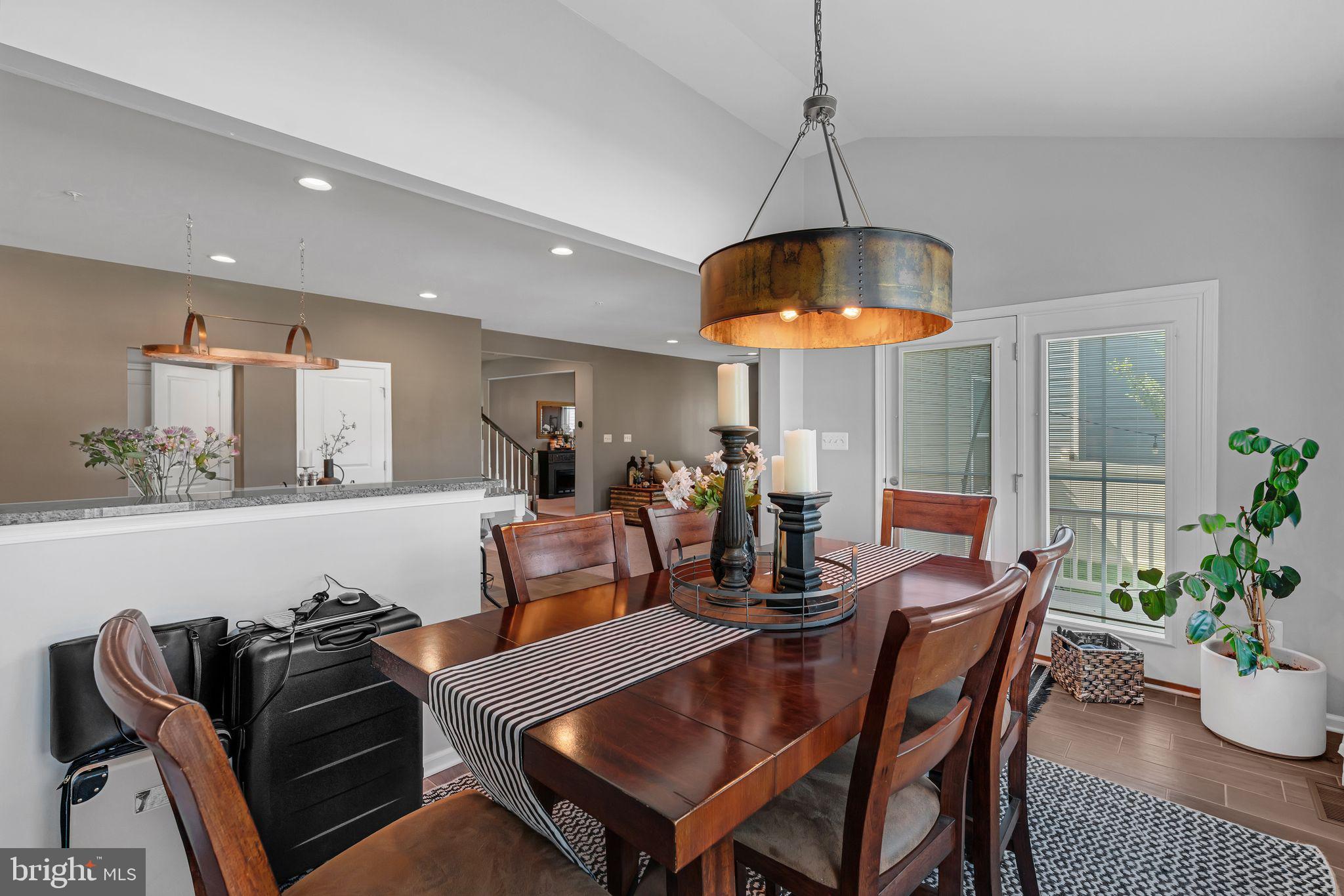 CREEKSIDE VILLAGE AT TANYARD SPRINGS - Residential Lease