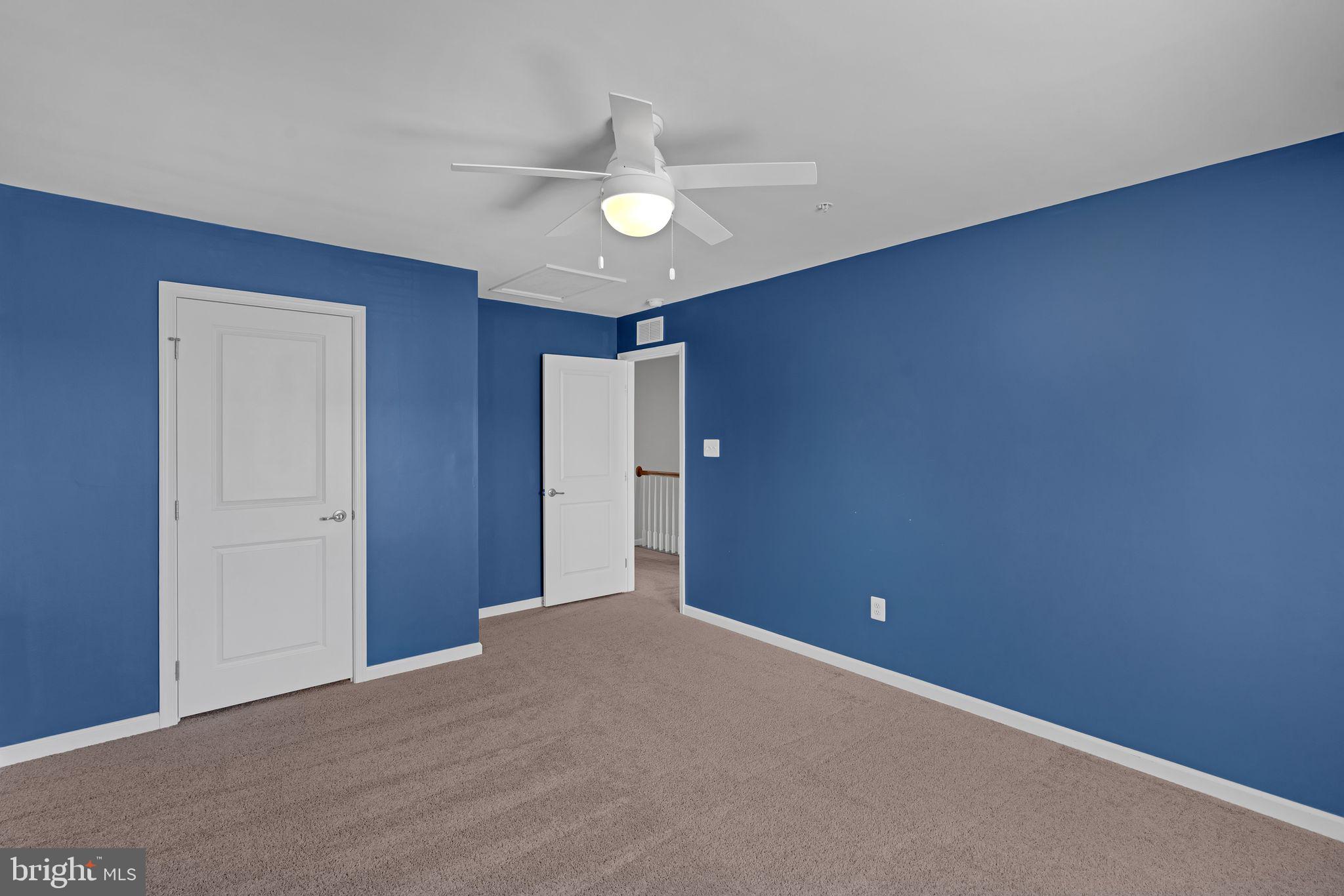 CREEKSIDE VILLAGE AT TANYARD SPRINGS - Residential Lease