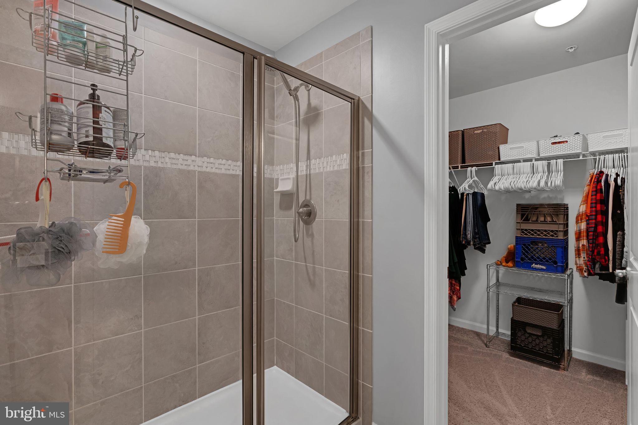 CREEKSIDE VILLAGE AT TANYARD SPRINGS - Residential Lease