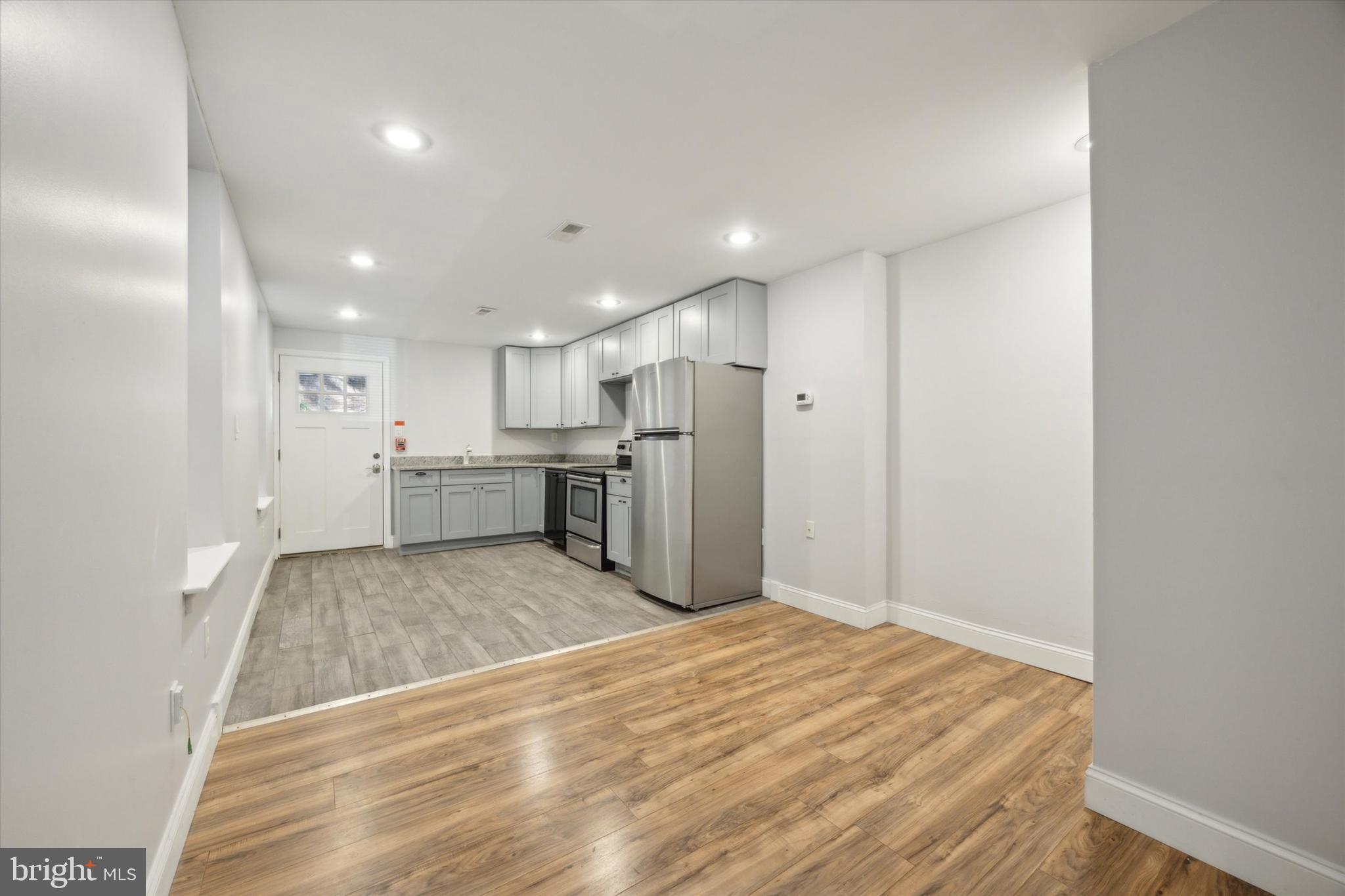 PHILADELPHIA (WEST) - Residential Lease