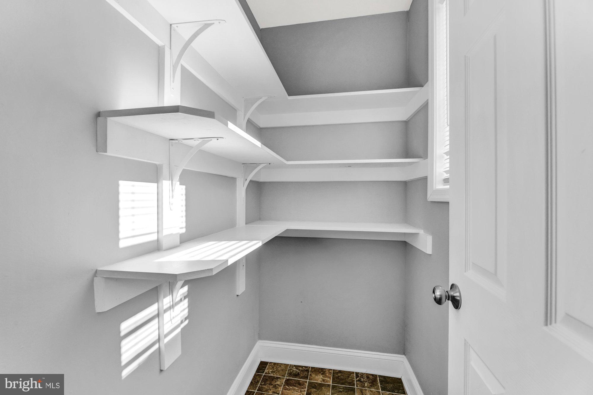 DORCHESTER - Residential