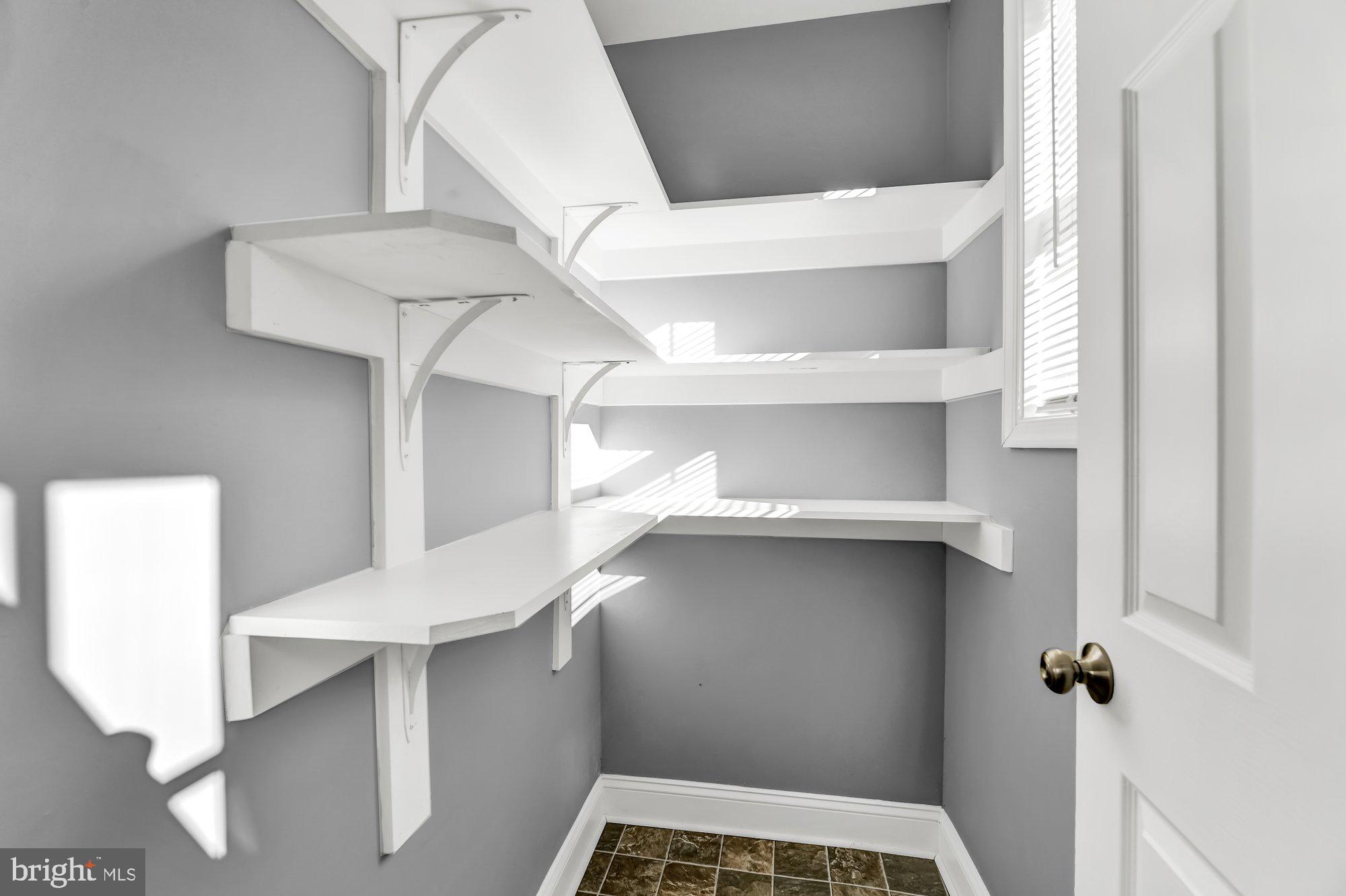 DORCHESTER - Residential