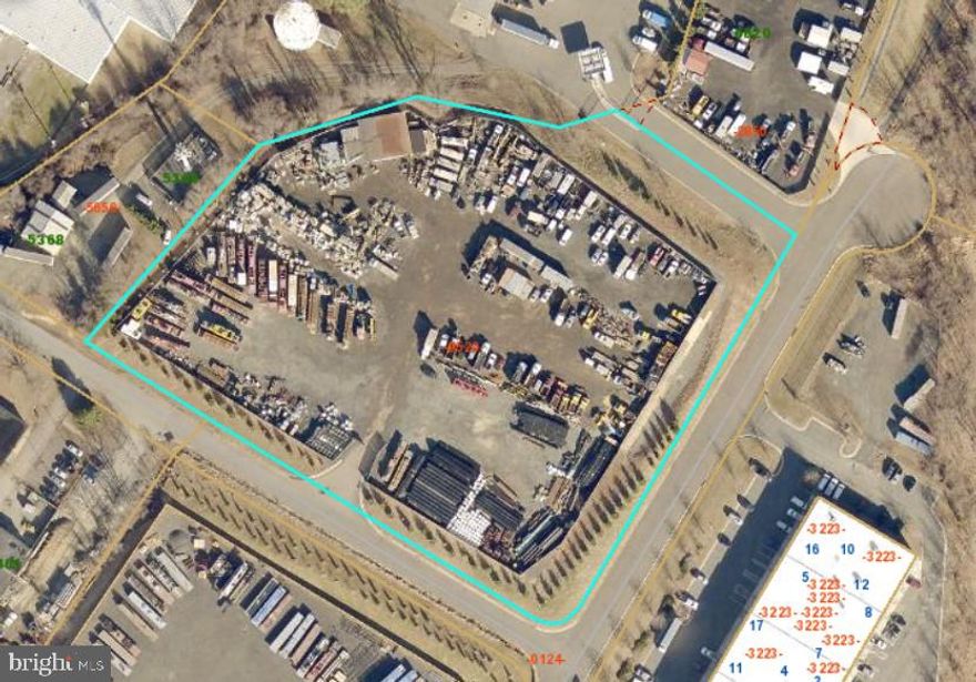 Heavy Industrial Outdoor Storage lot(s) for lease. 2 acres availble March 1st 2025 at $3/sqft. Zoning is I-2 which is extremely permissive and allows for a wide range of uses. 

Ownership will also consider a build to suit Office/Warehouse consisting of 5000 sqft and roughly an acre of outdoor storage space.