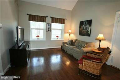 FAIRLINGTON VILLAGE - Residential Lease