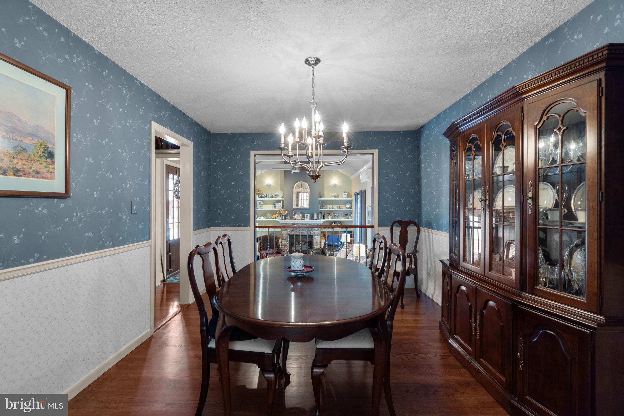 612 LYNN WAY