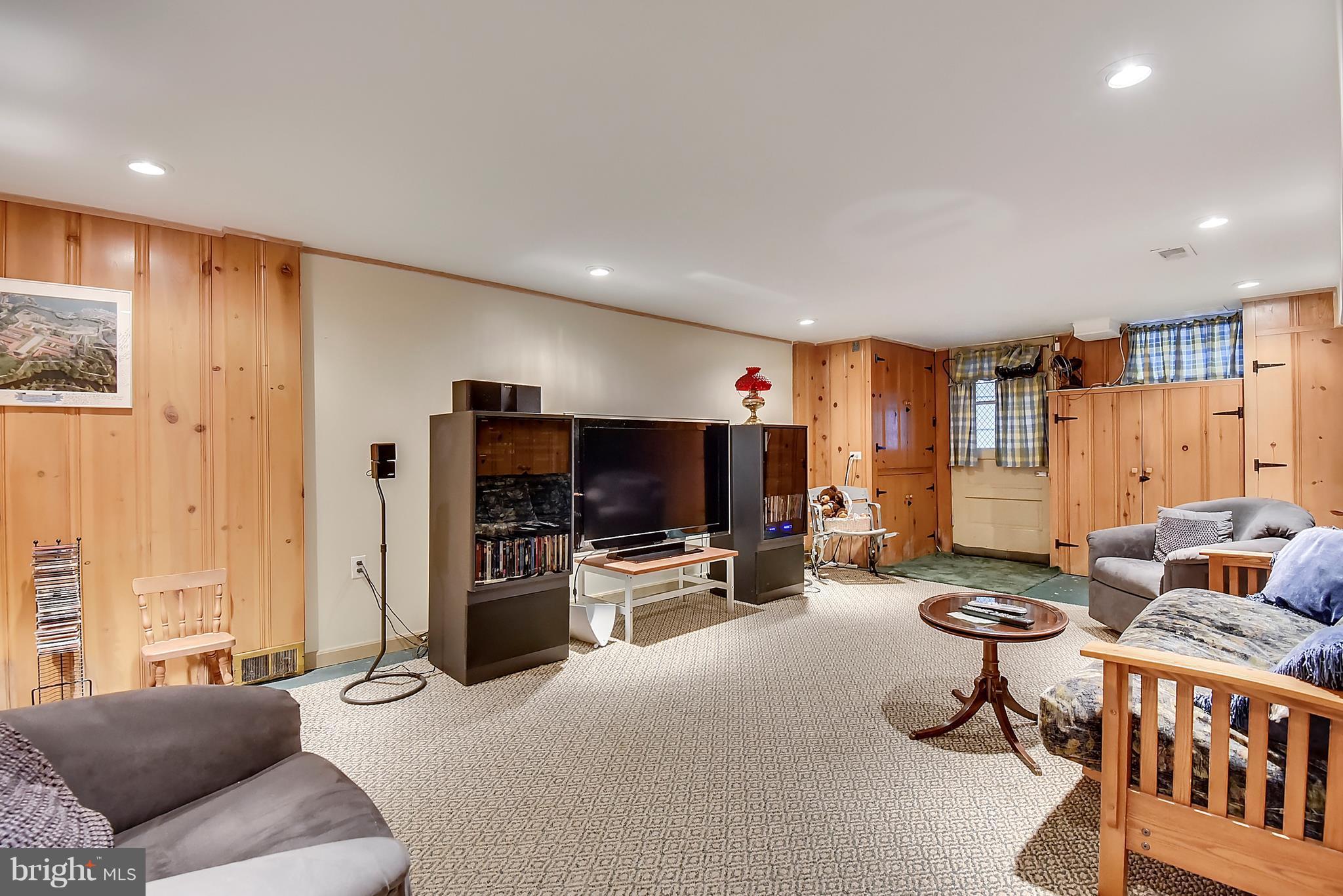 GREATER HOMELAND HISTORIC DISTRICT - Residential